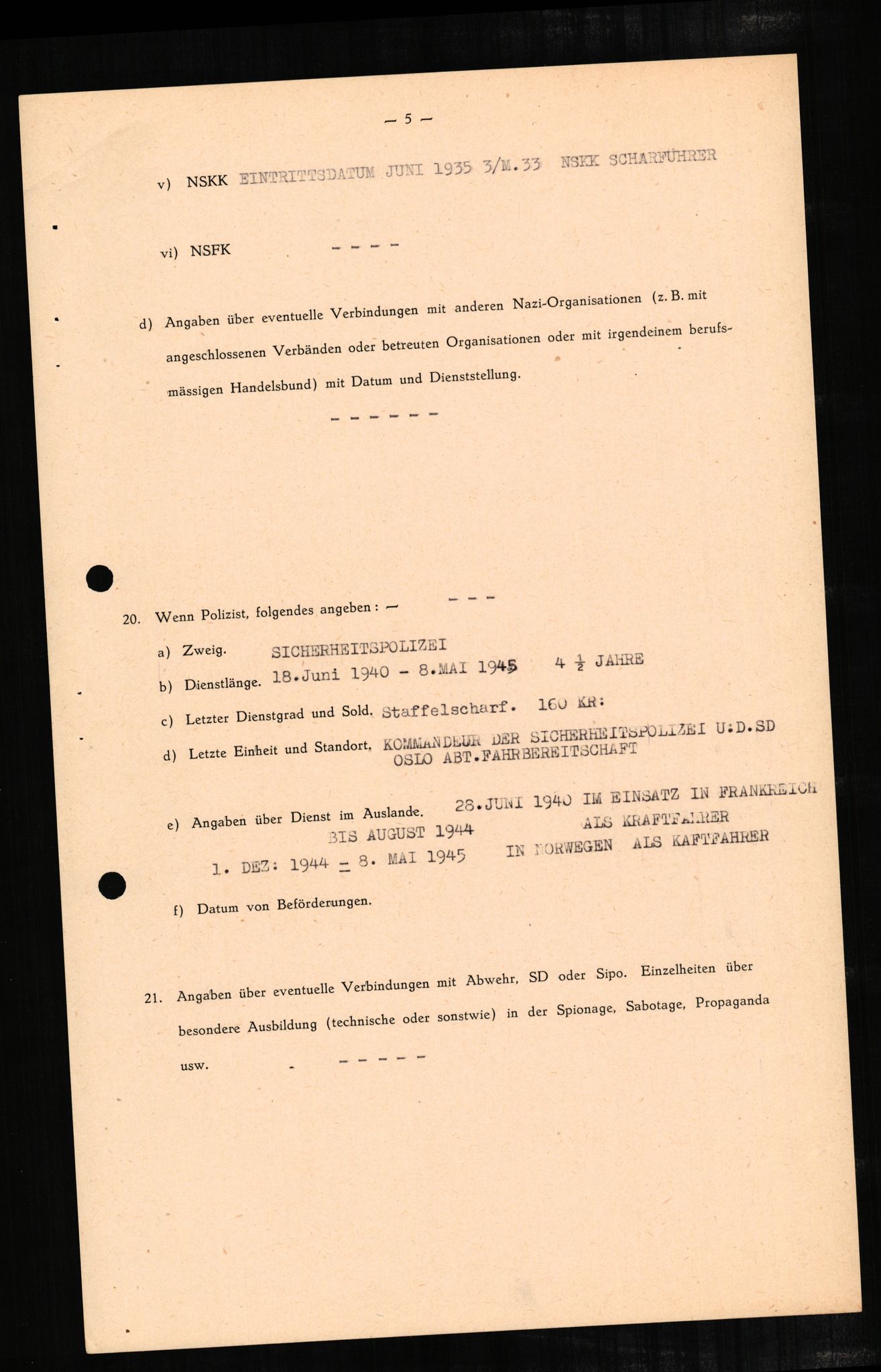 Forsvaret, Forsvarets overkommando II, RA/RAFA-3915/D/Db/L0002: CI Questionaires. Tyske okkupasjonsstyrker i Norge. Tyskere., 1945-1946, p. 145