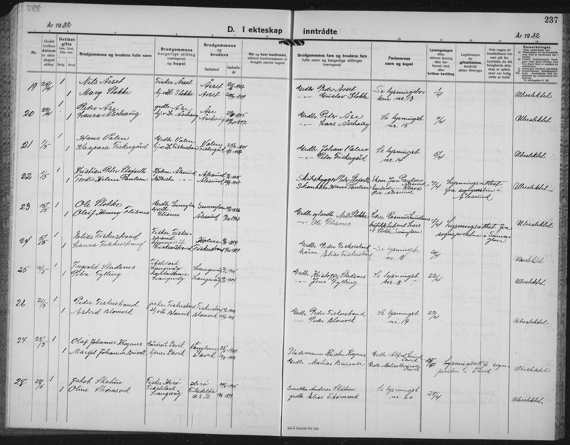 Ministerialprotokoller, klokkerbøker og fødselsregistre - Møre og Romsdal, AV/SAT-A-1454/528/L0436: Parish register (copy) no. 528C17, 1927-1939, p. 237