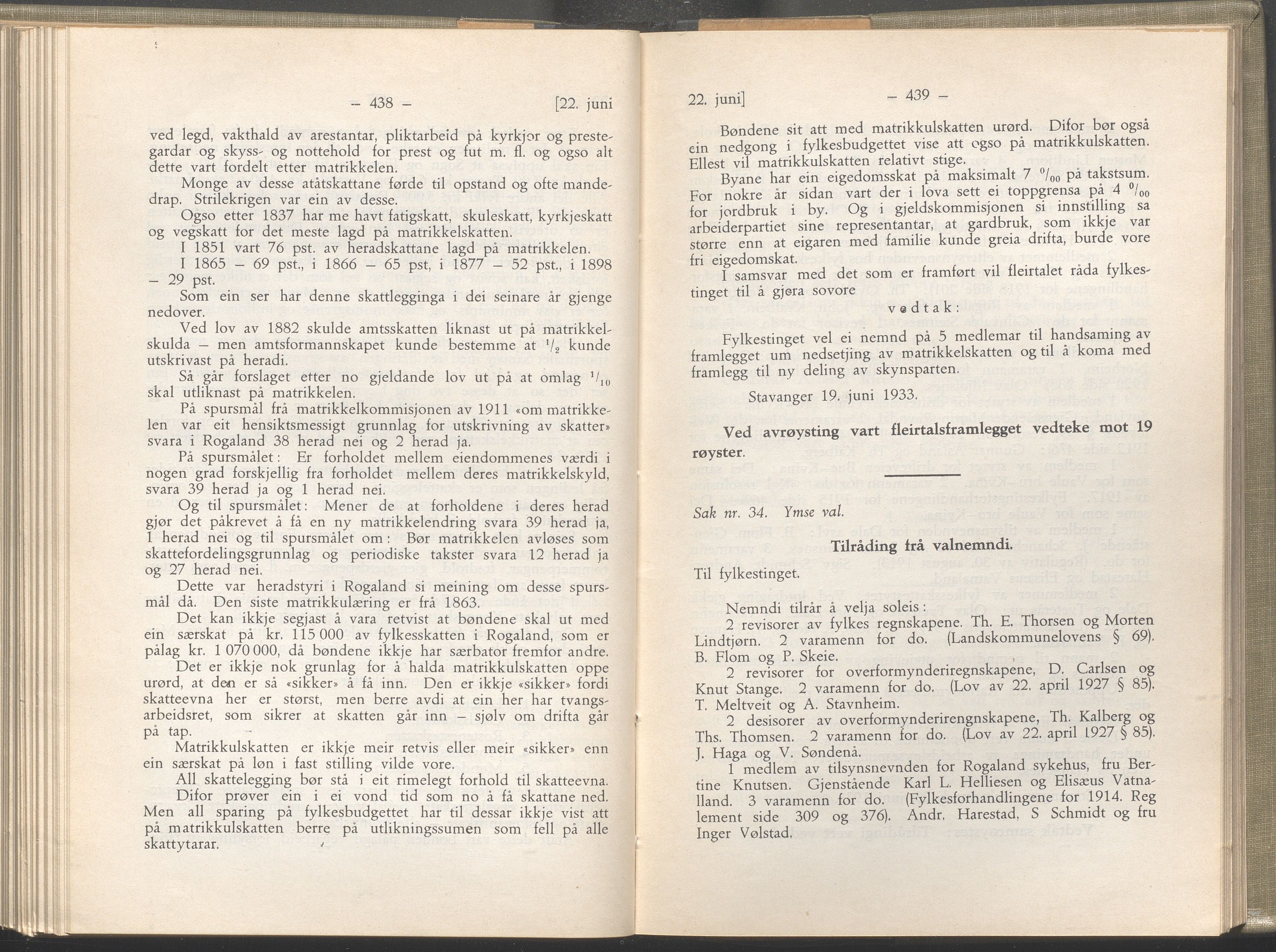 Rogaland fylkeskommune - Fylkesrådmannen , IKAR/A-900/A/Aa/Aaa/L0052: Møtebok , 1933, p. 438-439