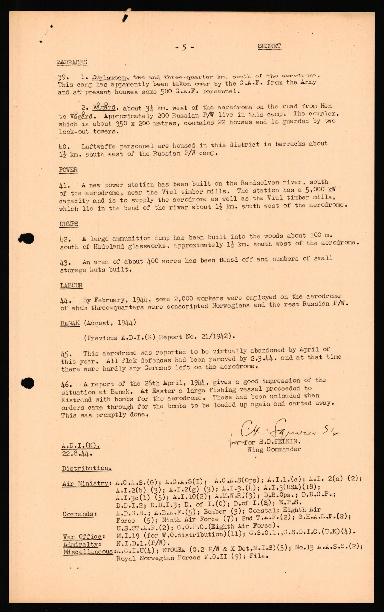 Forsvaret, Forsvarets overkommando II, AV/RA-RAFA-3915/D/Dd/L0008: Minefields. Prohibited Areas. Airfields, 1944, p. 7