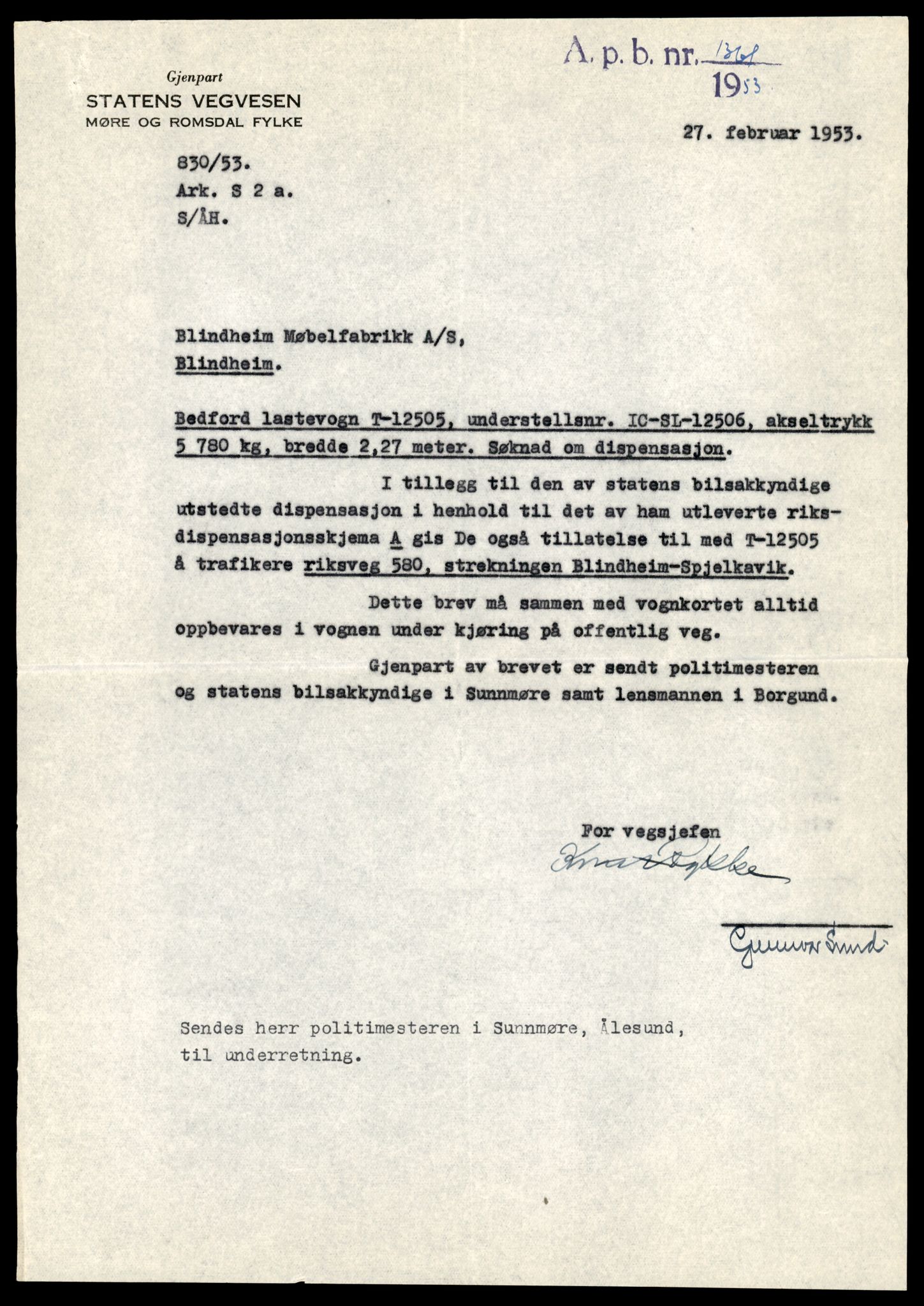 Møre og Romsdal vegkontor - Ålesund trafikkstasjon, AV/SAT-A-4099/F/Fe/L0032: Registreringskort for kjøretøy T 11997 - T 12149, 1927-1998, p. 2441