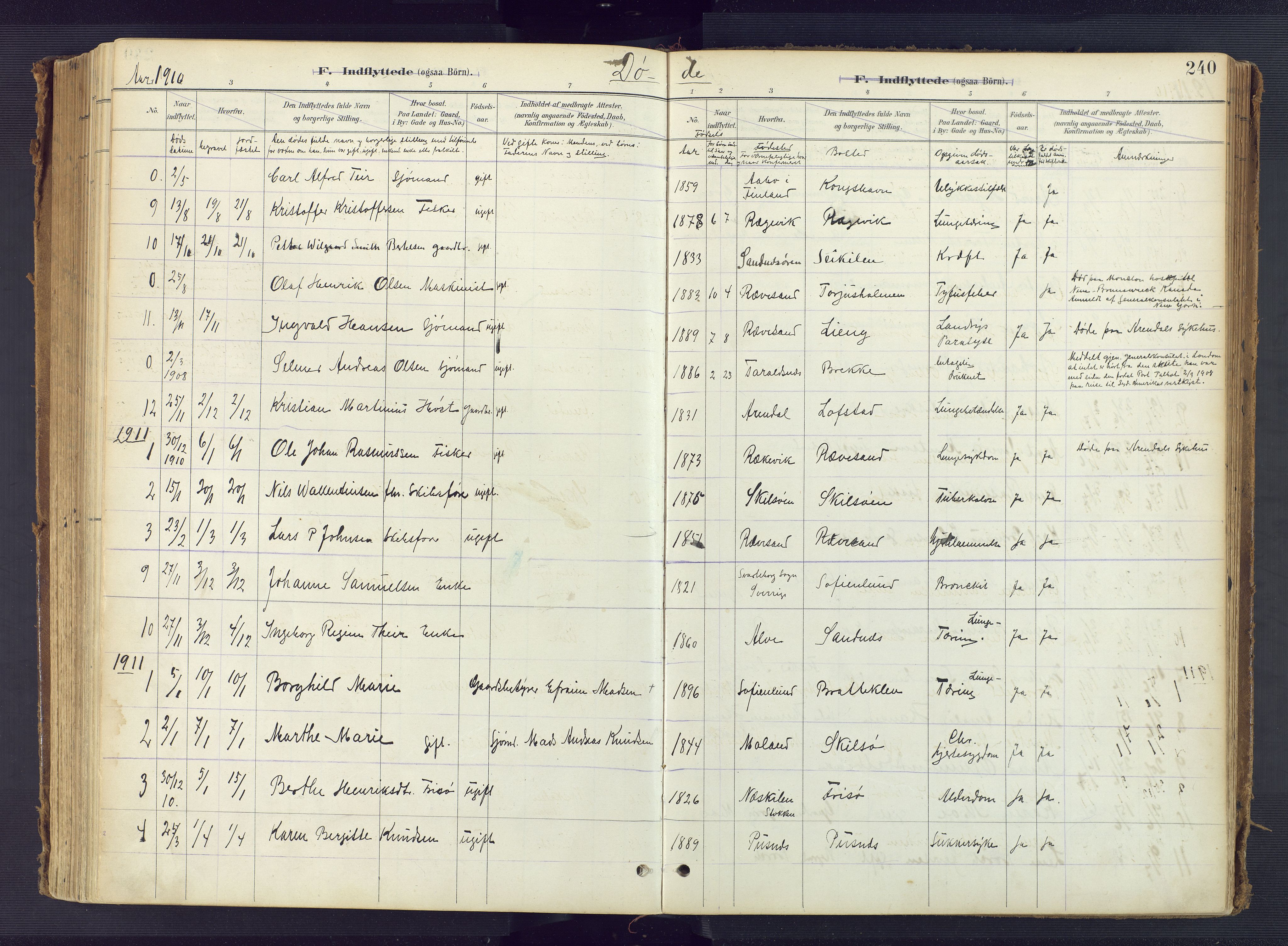 Tromøy sokneprestkontor, SAK/1111-0041/F/Fa/L0010: Parish register (official) no. A 10, 1896-1912, p. 240