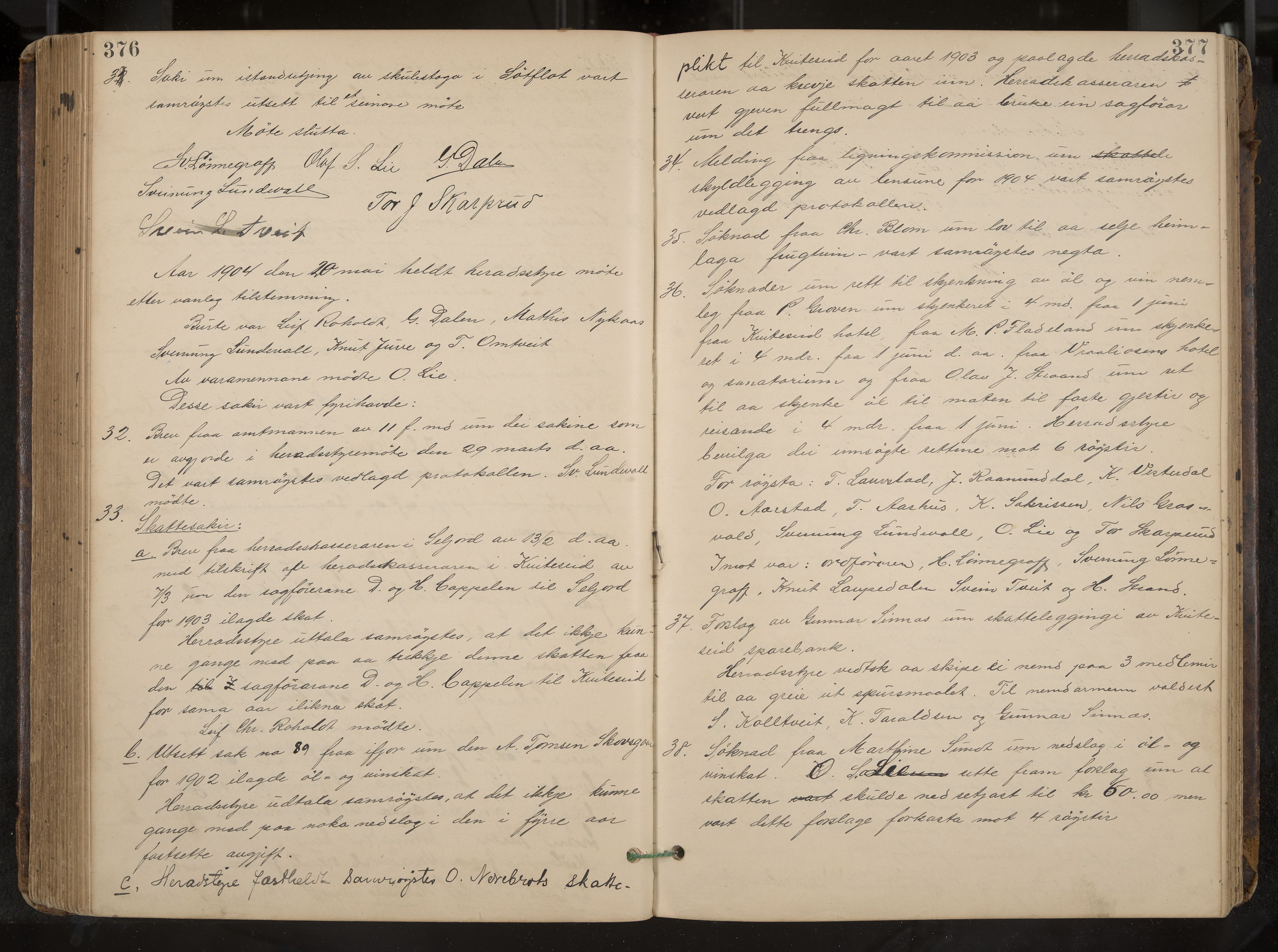 Kviteseid formannskap og sentraladministrasjon, IKAK/0829021/A/Aa/L0004: Møtebok, 1896-1911, p. 376-377