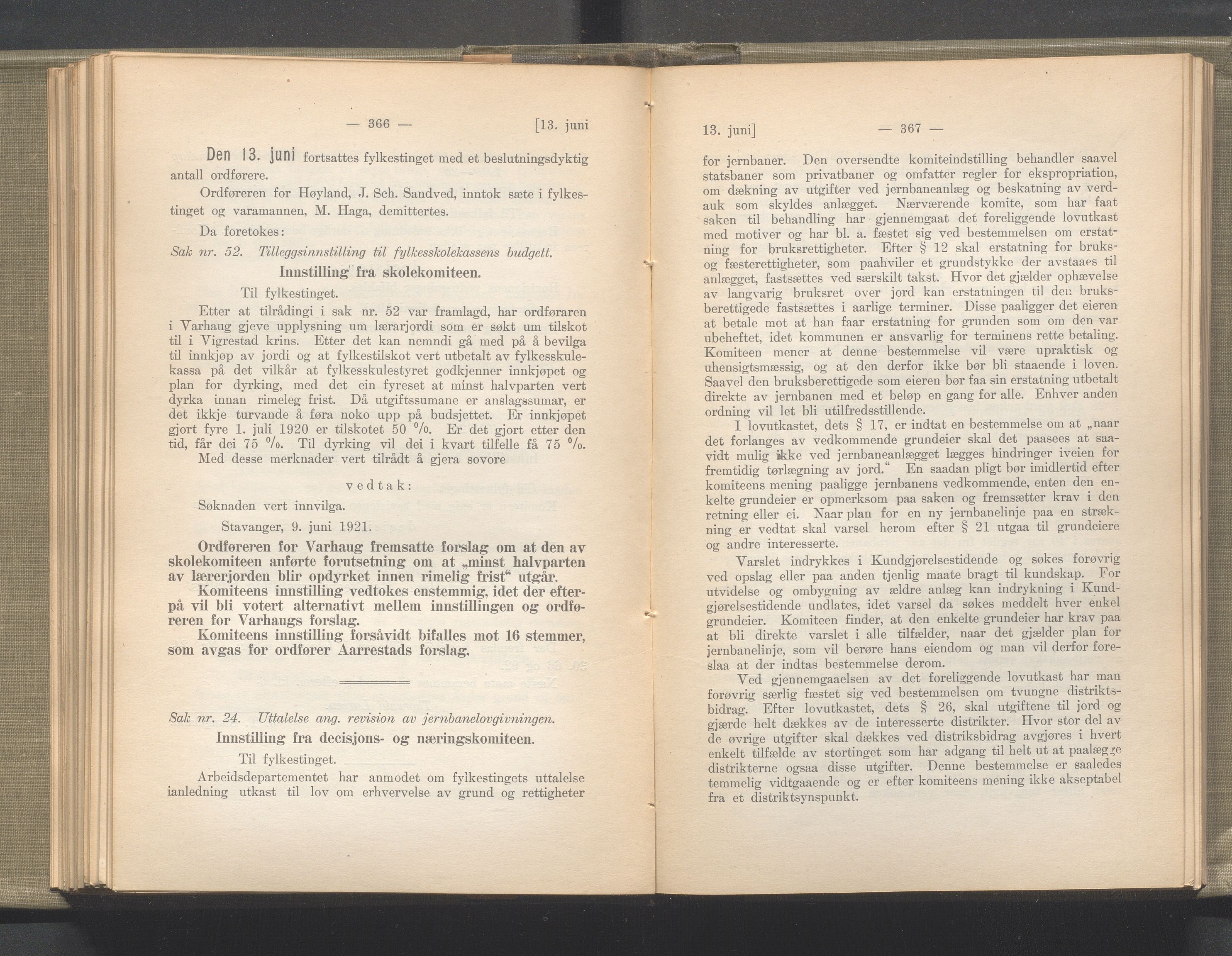 Rogaland fylkeskommune - Fylkesrådmannen , IKAR/A-900/A/Aa/Aaa/L0040: Møtebok , 1921, p. 366-367