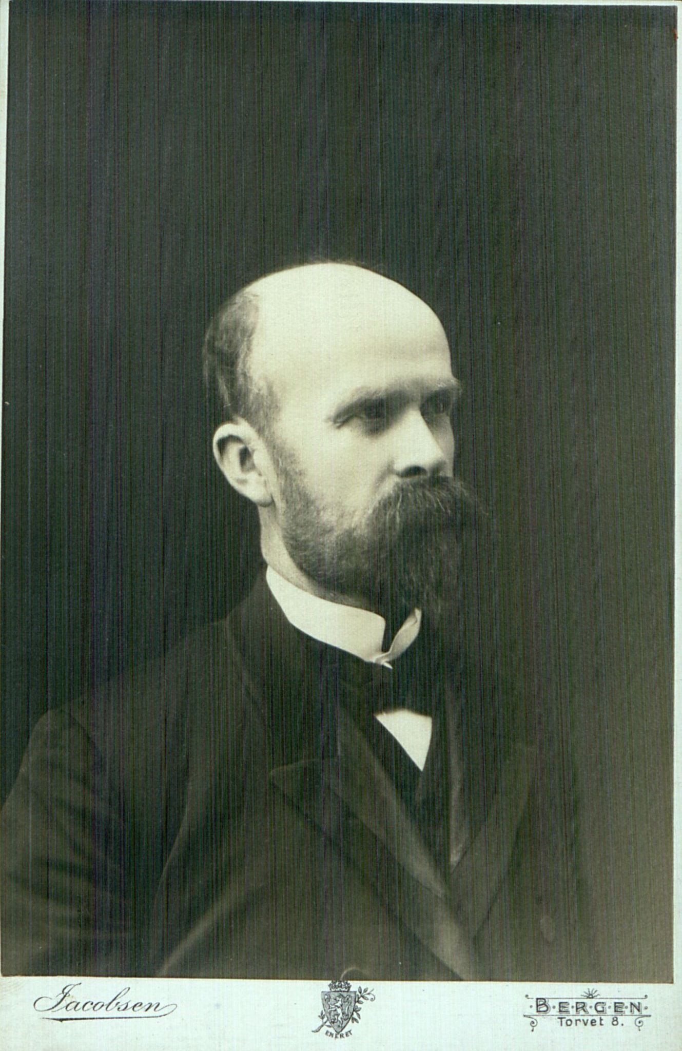 Rikard Berge, TEMU/TGM-A-1003/F/L0008/0033: 300-340 / 332 Biografiar, 1915, p. 32