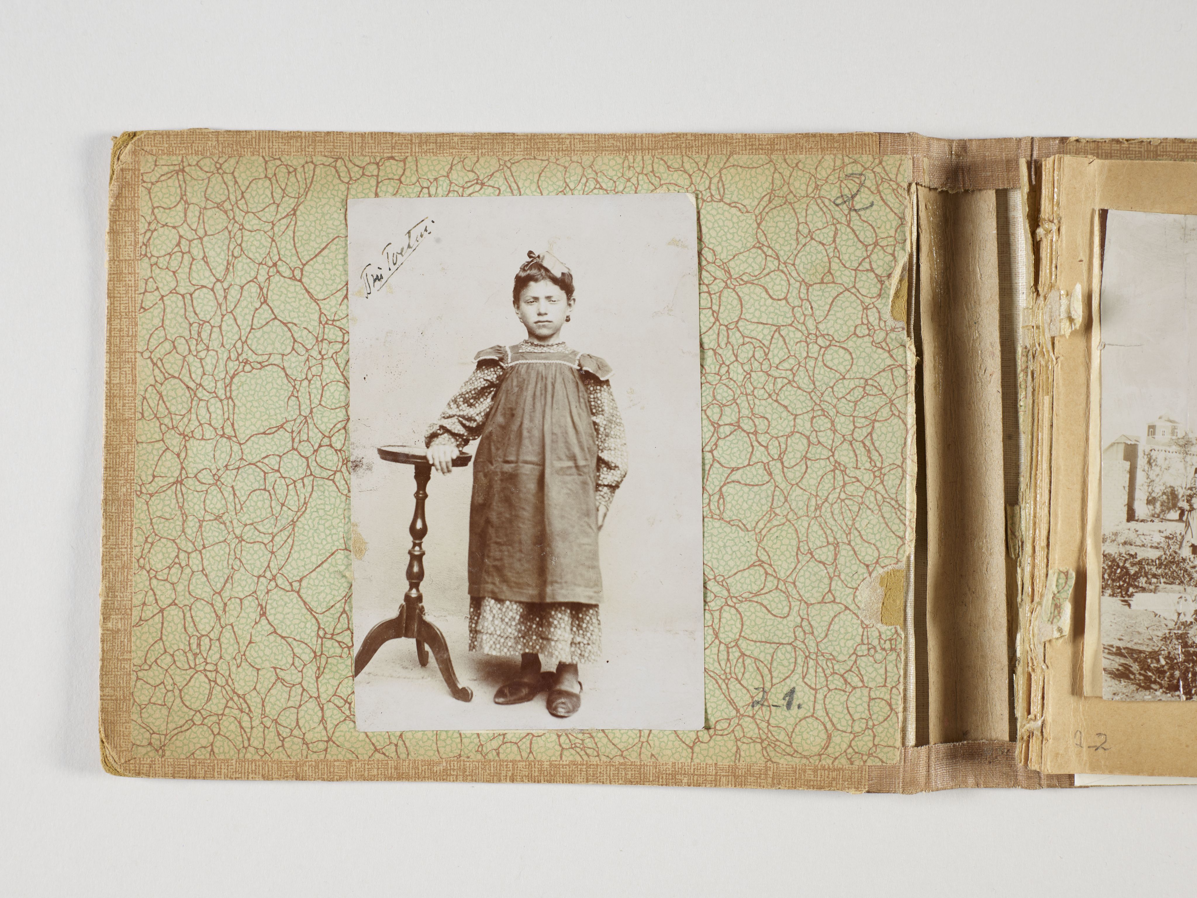 Kvinnelige Misjonsarbeidere, RA/PA-0699/U/L0033/0002: Fotoalbum / Fotoalbum Armenia, Bodil Biørn, 1905-1917
