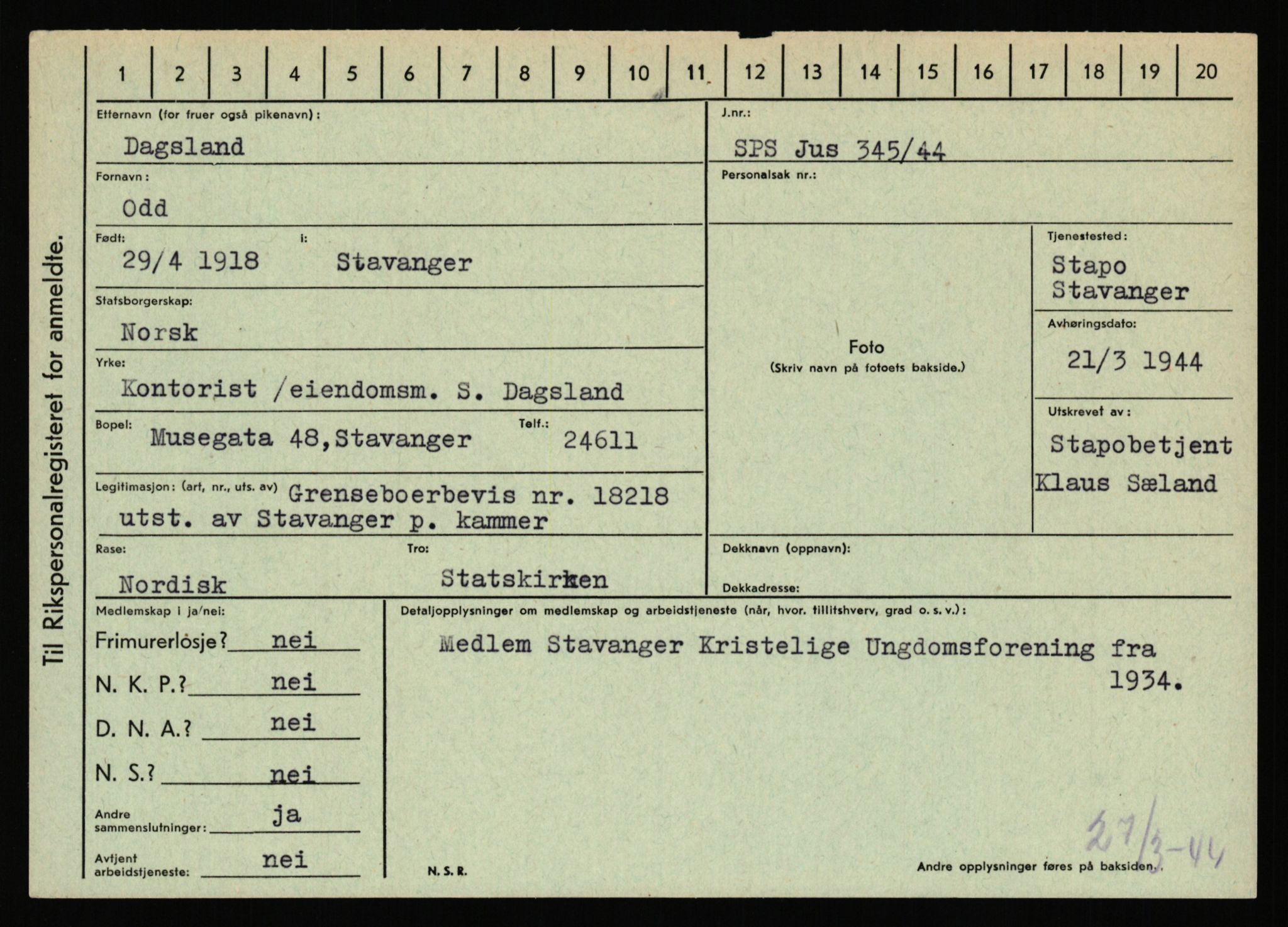 Statspolitiet - Hovedkontoret / Osloavdelingen, AV/RA-S-1329/C/Ca/L0003: Brechan - Eichinger	, 1943-1945, p. 2371