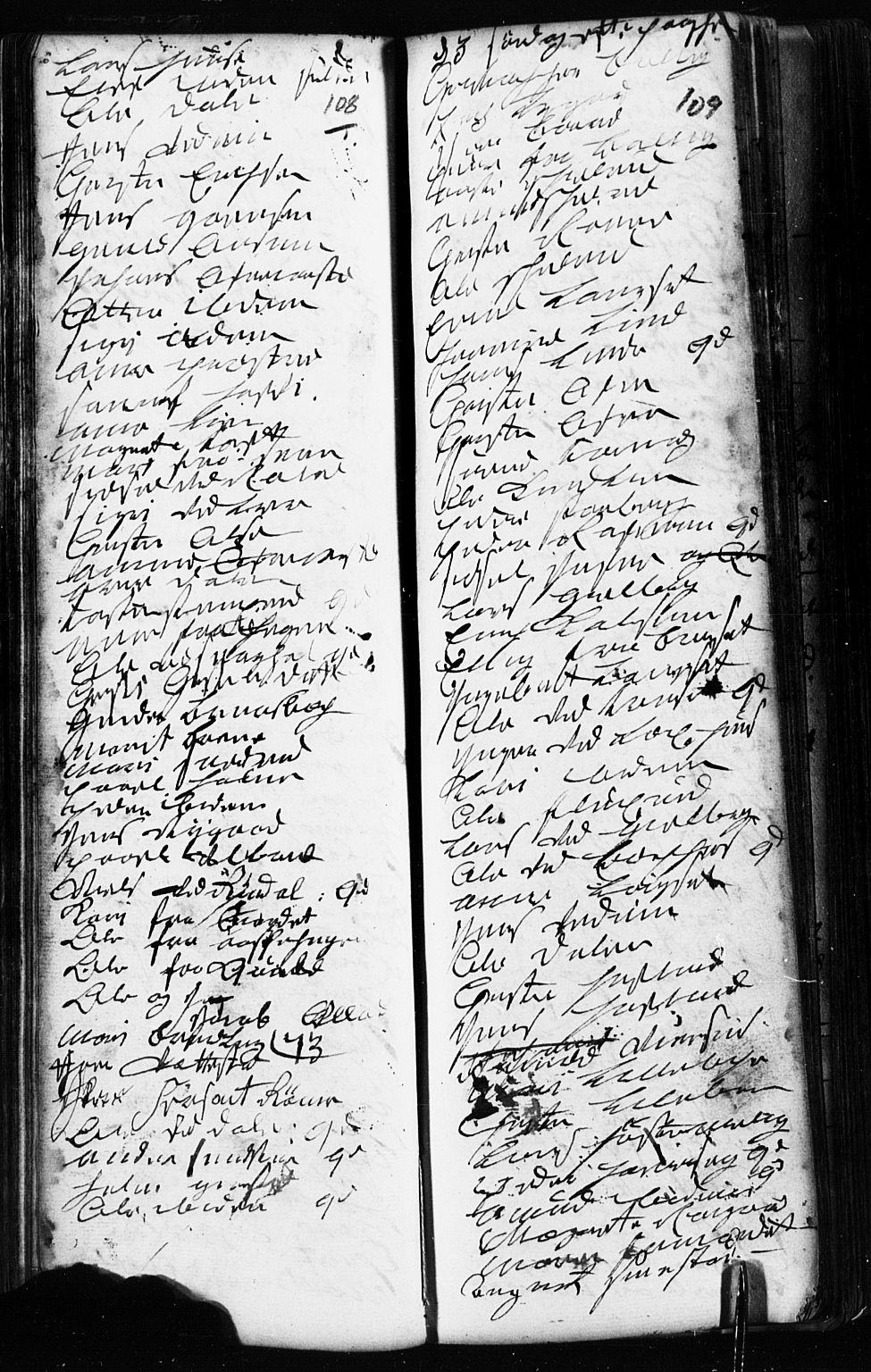 Fåberg prestekontor, AV/SAH-PREST-086/H/Ha/Hab/L0002: Parish register (copy) no. 2, 1741-1756, p. 108-109