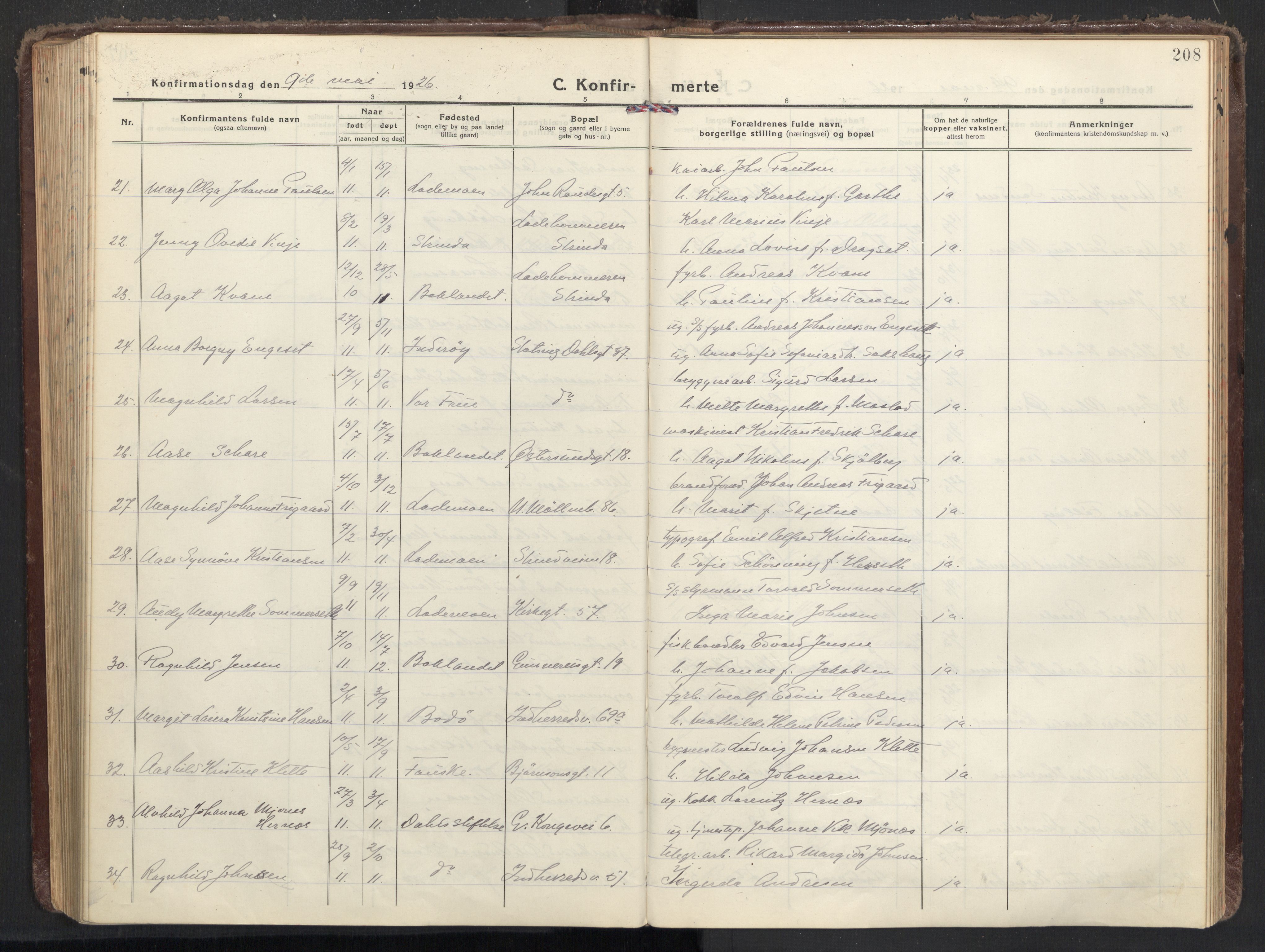 Ministerialprotokoller, klokkerbøker og fødselsregistre - Sør-Trøndelag, AV/SAT-A-1456/605/L0247: Parish register (official) no. 605A09, 1918-1930, p. 208