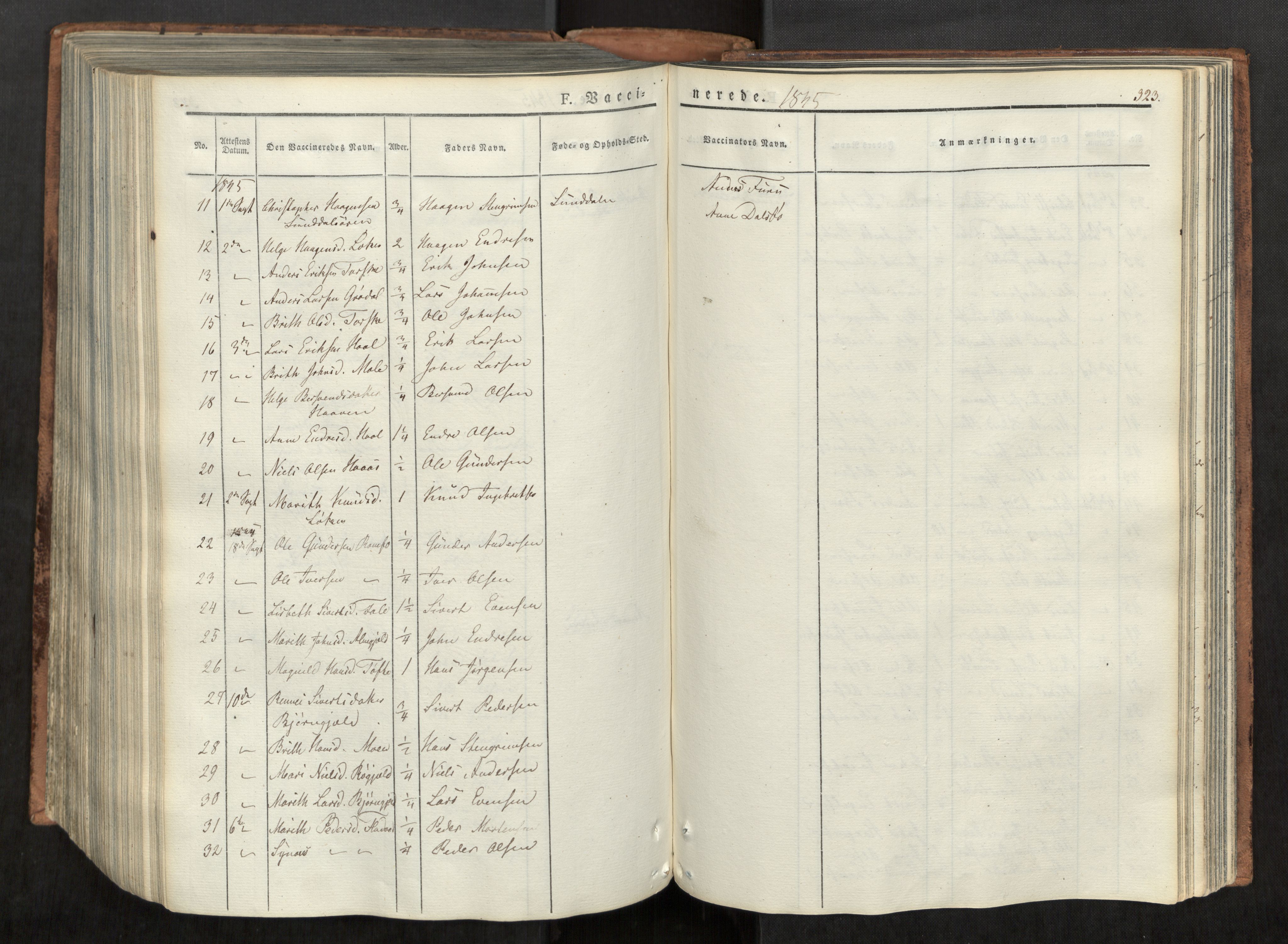 Ministerialprotokoller, klokkerbøker og fødselsregistre - Møre og Romsdal, AV/SAT-A-1454/590/L1012: Parish register (official) no. 590A04, 1832-1846, p. 323