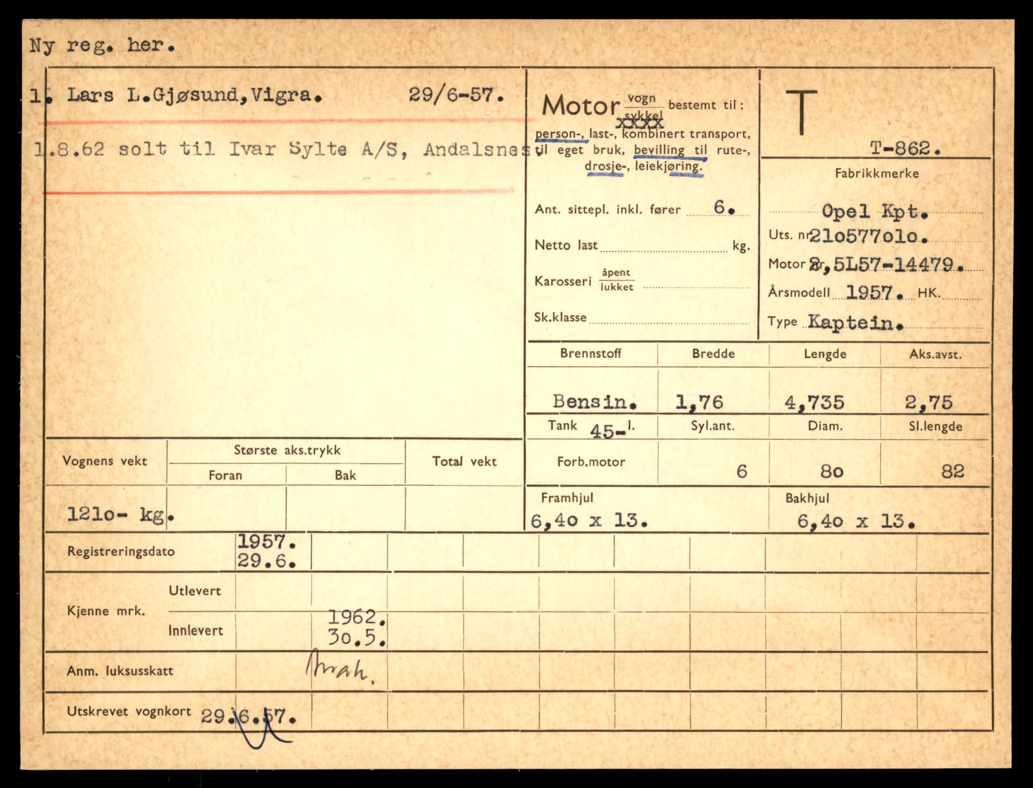 Møre og Romsdal vegkontor - Ålesund trafikkstasjon, SAT/A-4099/F/Fe/L0008: Registreringskort for kjøretøy T 747 - T 894, 1927-1998, p. 2598