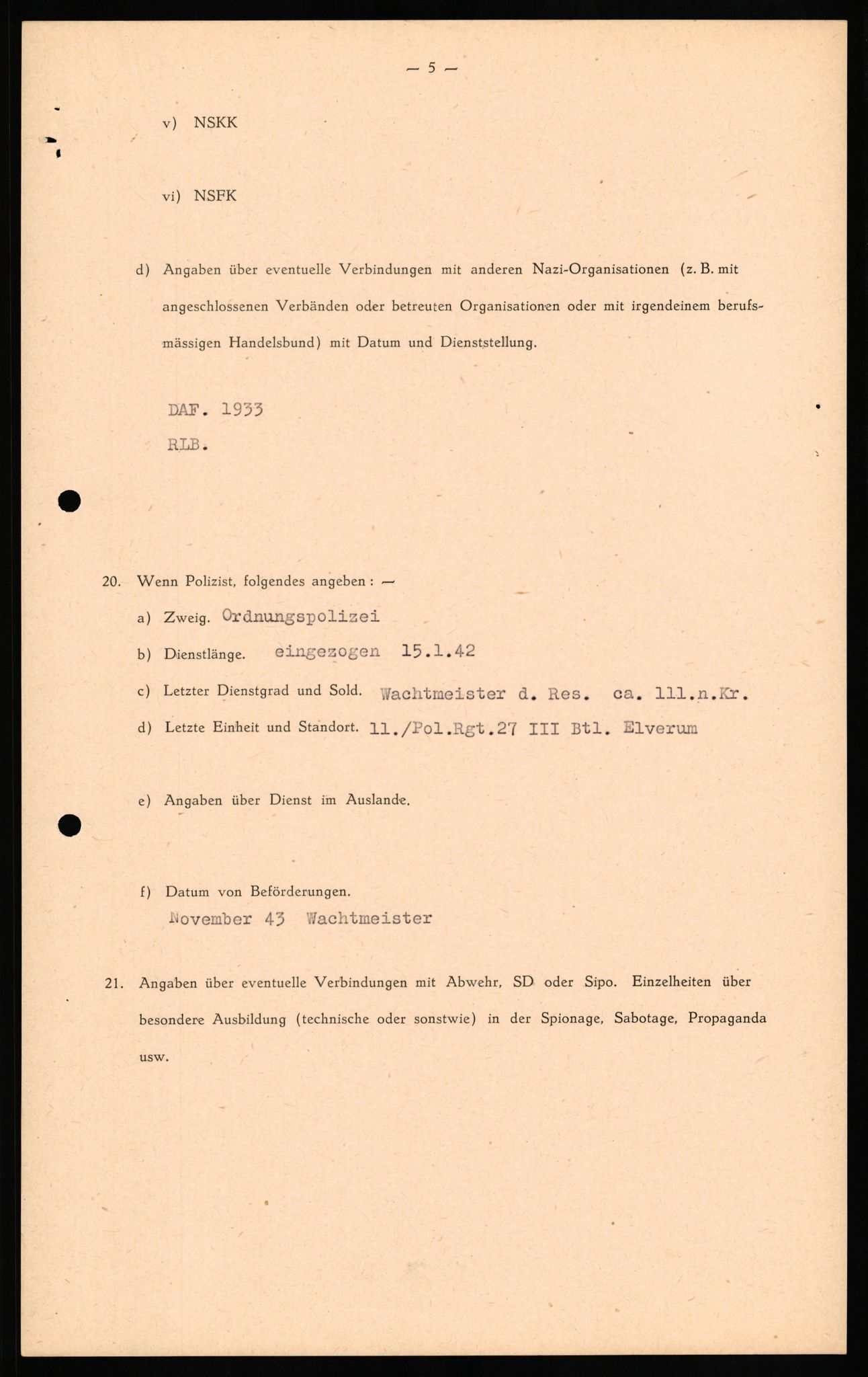 Forsvaret, Forsvarets overkommando II, AV/RA-RAFA-3915/D/Db/L0023: CI Questionaires. Tyske okkupasjonsstyrker i Norge. Tyskere., 1945-1946, p. 209