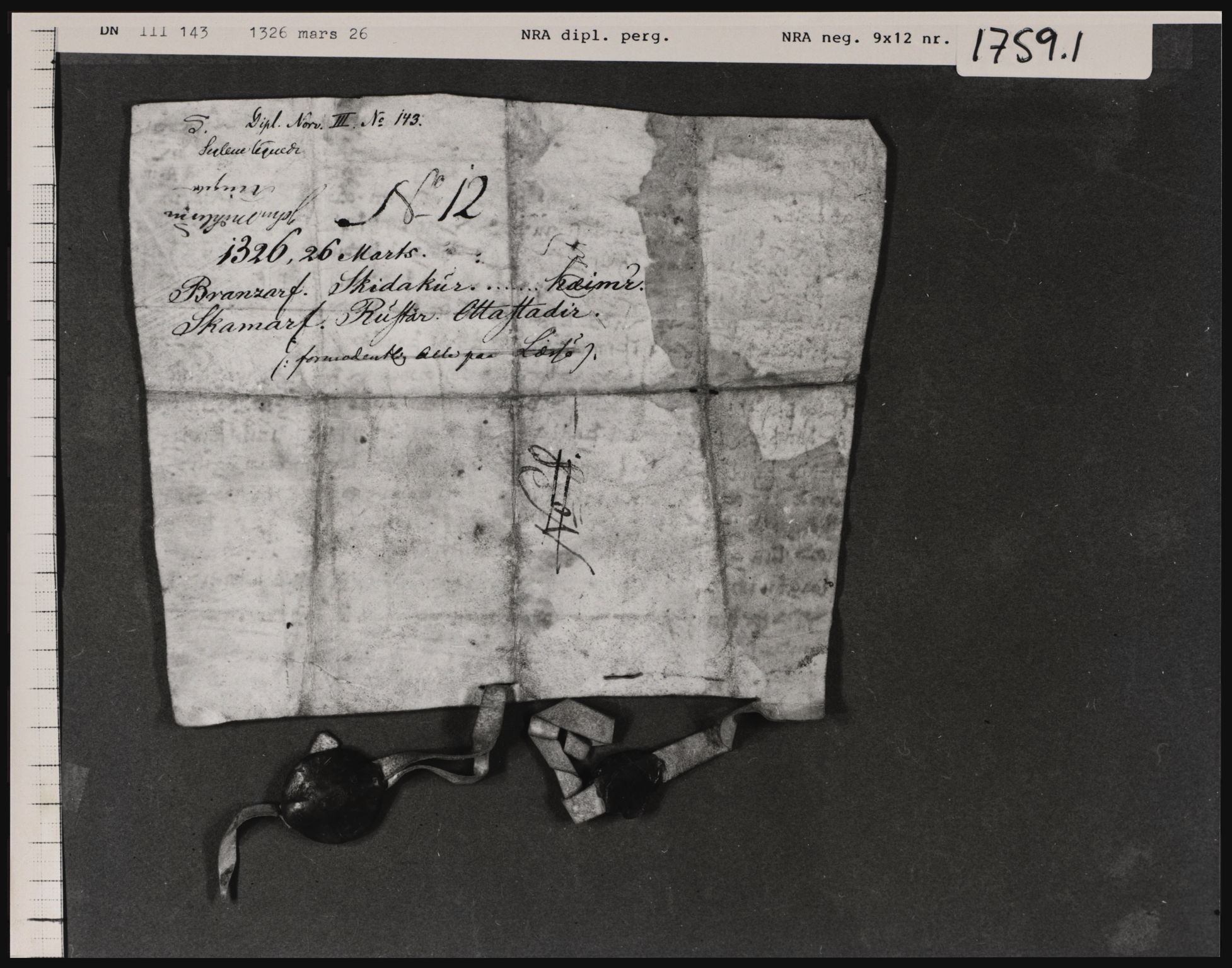 Riksarkivets diplomsamling, AV/RA-EA-5965/F01/F01a/L0018: Dokumenter, 1325-1326, p. 10