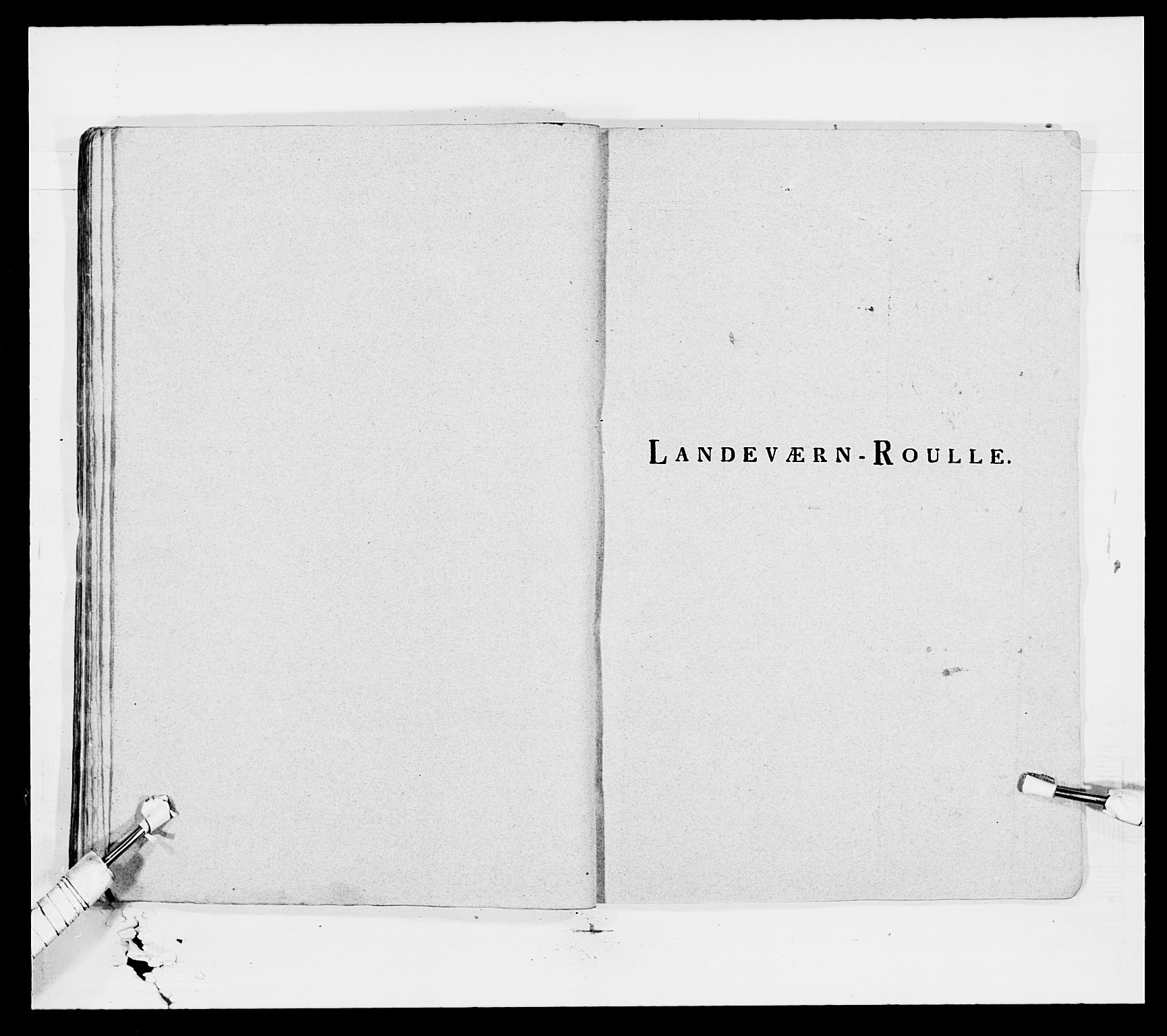Generalitets- og kommissariatskollegiet, Det kongelige norske kommissariatskollegium, AV/RA-EA-5420/E/Eh/L0007: Akershusiske dragonregiment, 1800-1804, p. 484