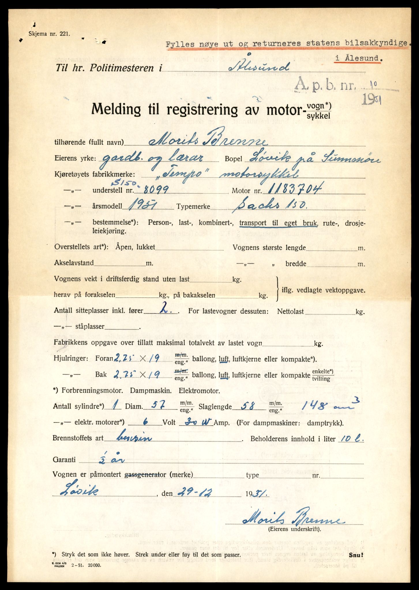 Møre og Romsdal vegkontor - Ålesund trafikkstasjon, AV/SAT-A-4099/F/Fe/L0030: Registreringskort for kjøretøy T 11620 - T 11799, 1927-1998, p. 1595