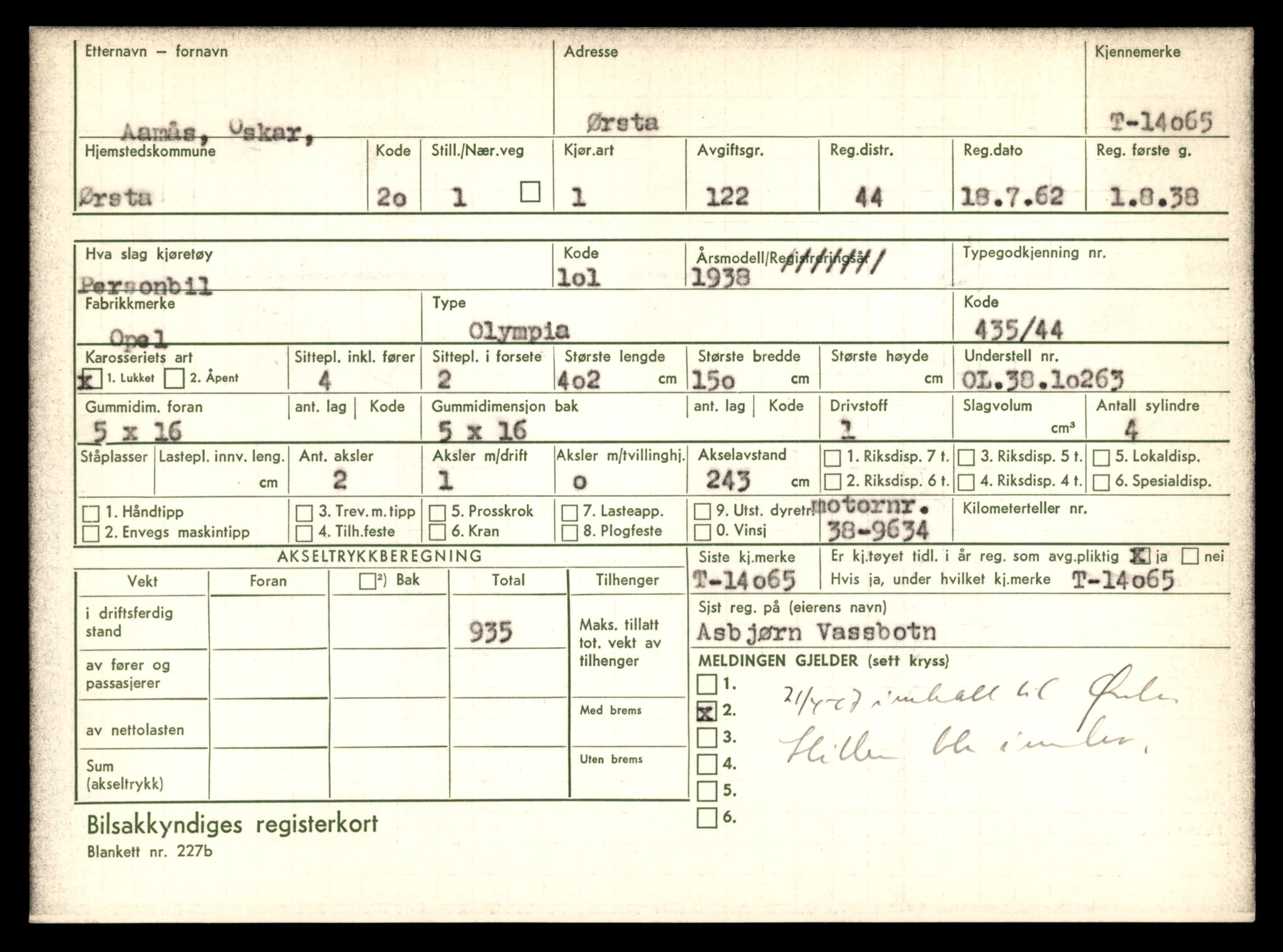 Møre og Romsdal vegkontor - Ålesund trafikkstasjon, AV/SAT-A-4099/F/Fe/L0042: Registreringskort for kjøretøy T 13906 - T 14079, 1927-1998, p. 2828