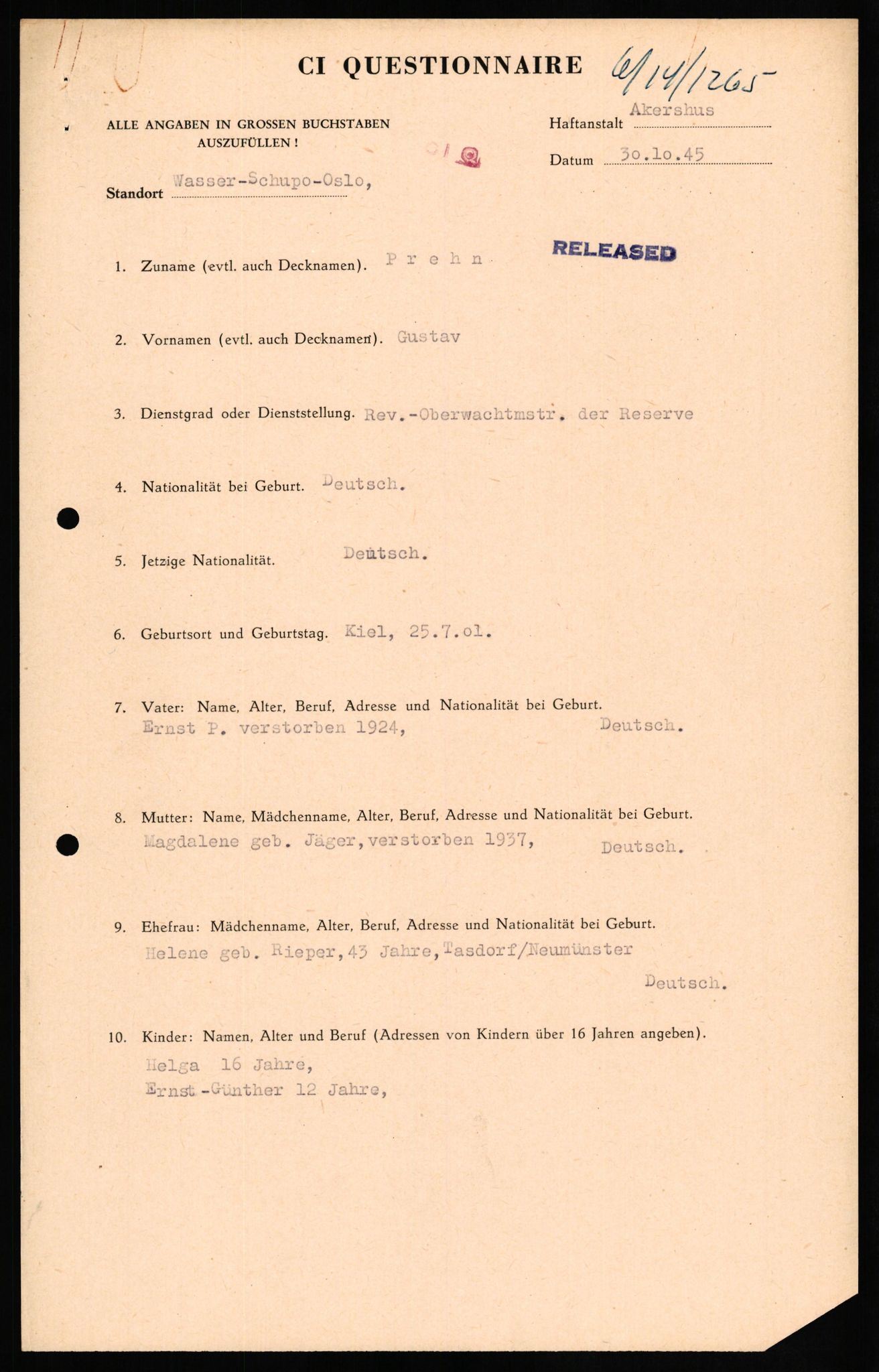 Forsvaret, Forsvarets overkommando II, AV/RA-RAFA-3915/D/Db/L0026: CI Questionaires. Tyske okkupasjonsstyrker i Norge. Tyskere., 1945-1946, p. 308