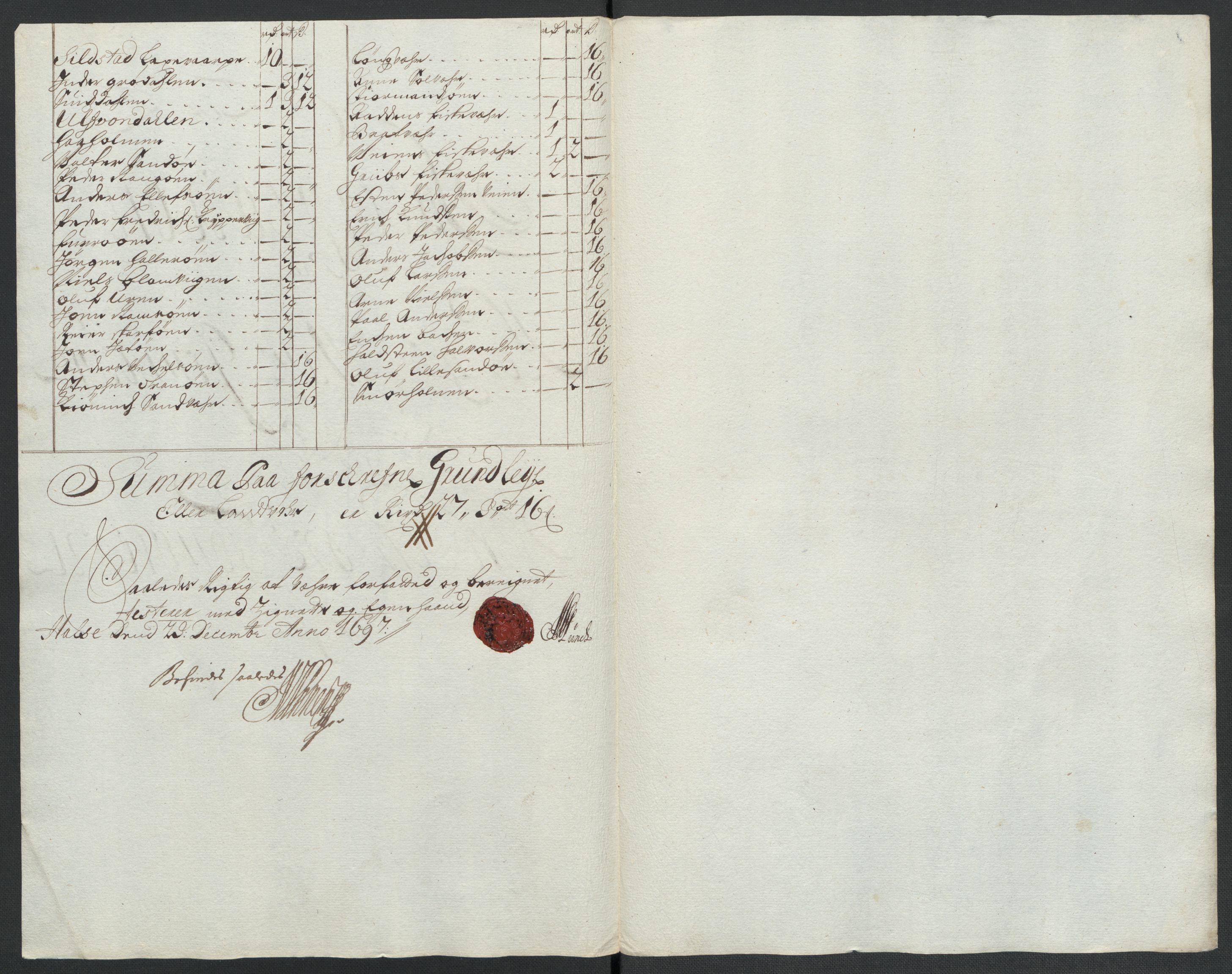 Rentekammeret inntil 1814, Reviderte regnskaper, Fogderegnskap, AV/RA-EA-4092/R56/L3737: Fogderegnskap Nordmøre, 1697-1698, p. 105