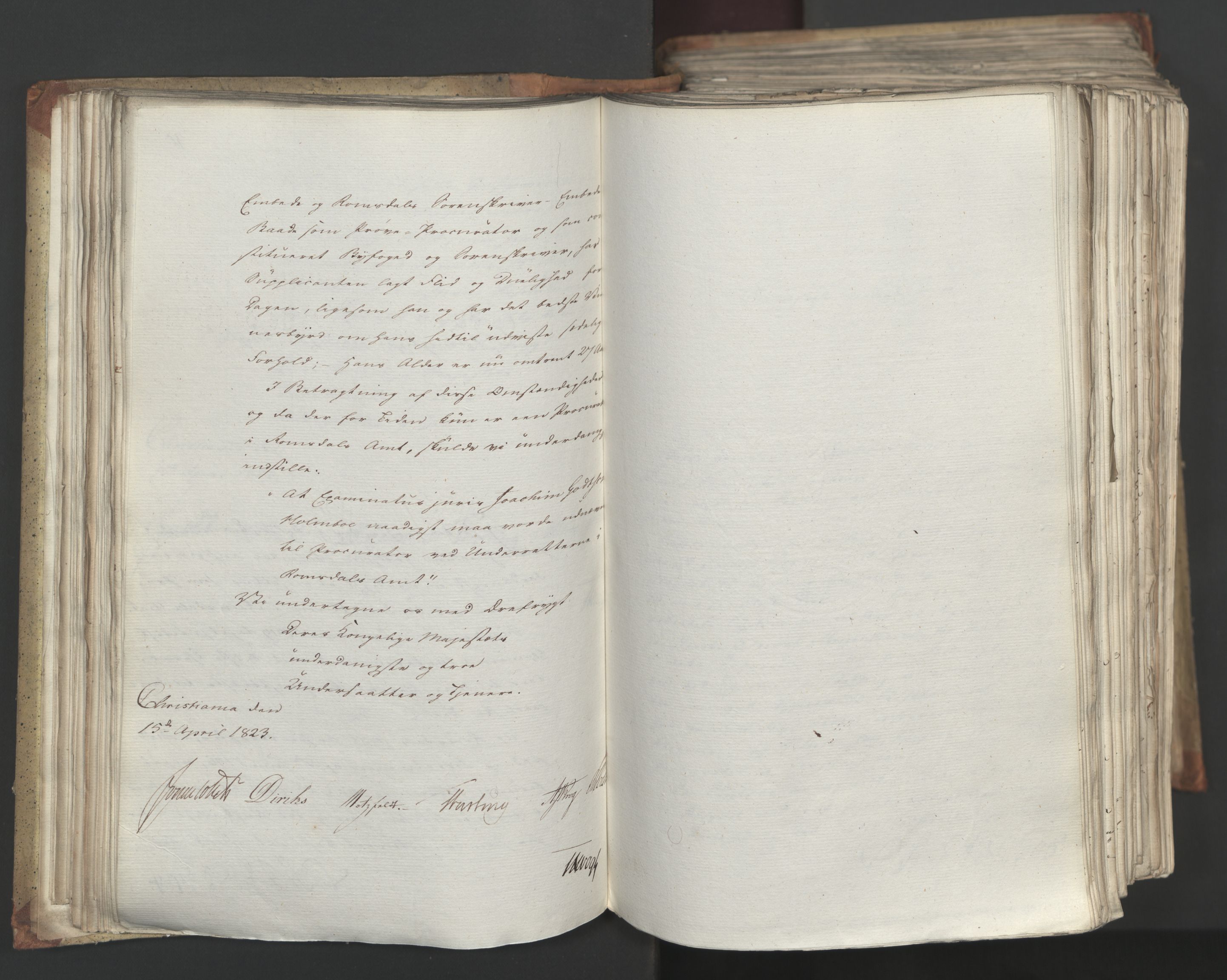 Statsrådsavdelingen i Stockholm, AV/RA-S-1003/D/Da/L0034: Regjeringsinnstillinger nr. 275-540, 1823, p. 105