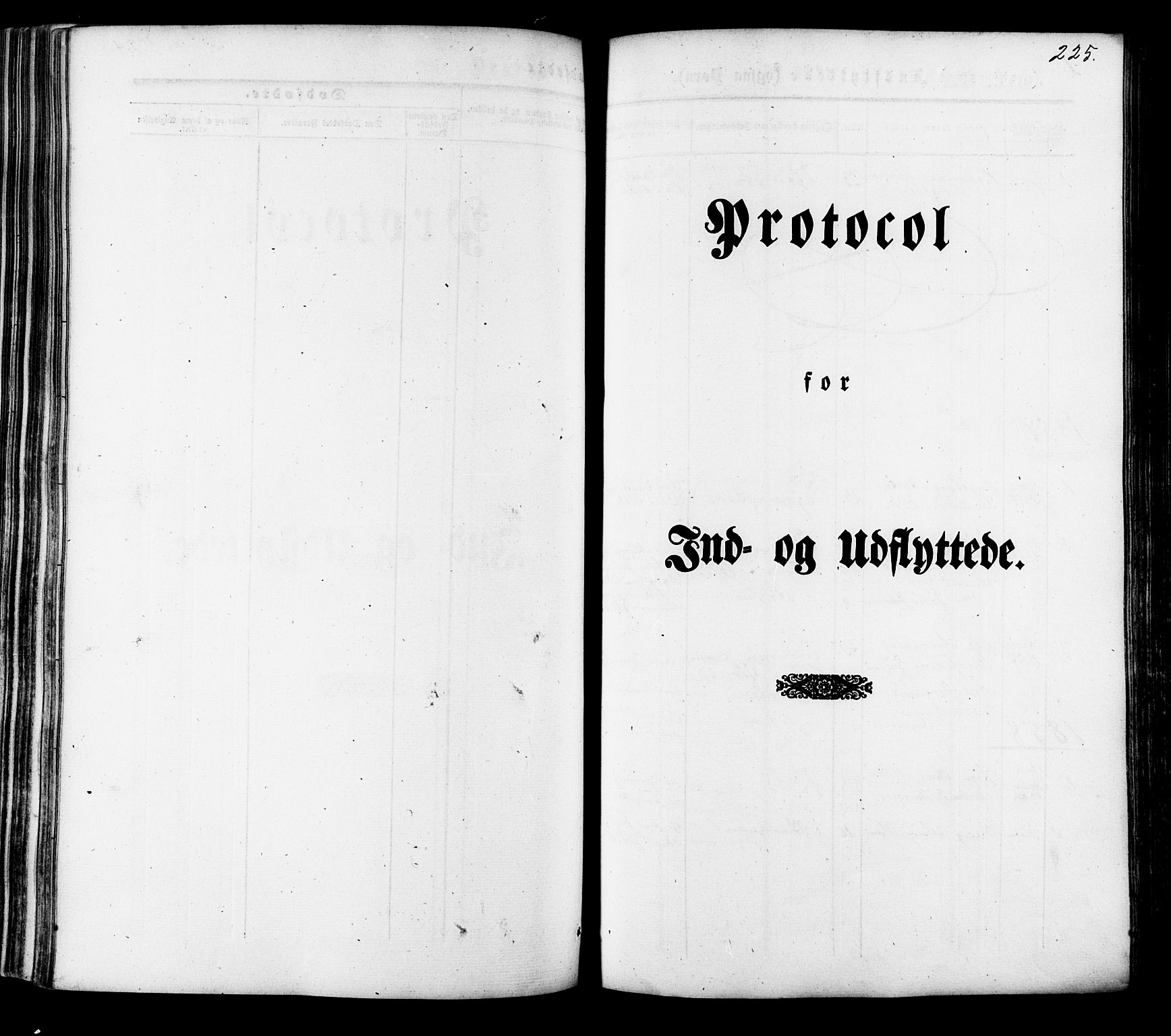 Ministerialprotokoller, klokkerbøker og fødselsregistre - Møre og Romsdal, SAT/A-1454/513/L0175: Parish register (official) no. 513A02, 1856-1877, p. 225