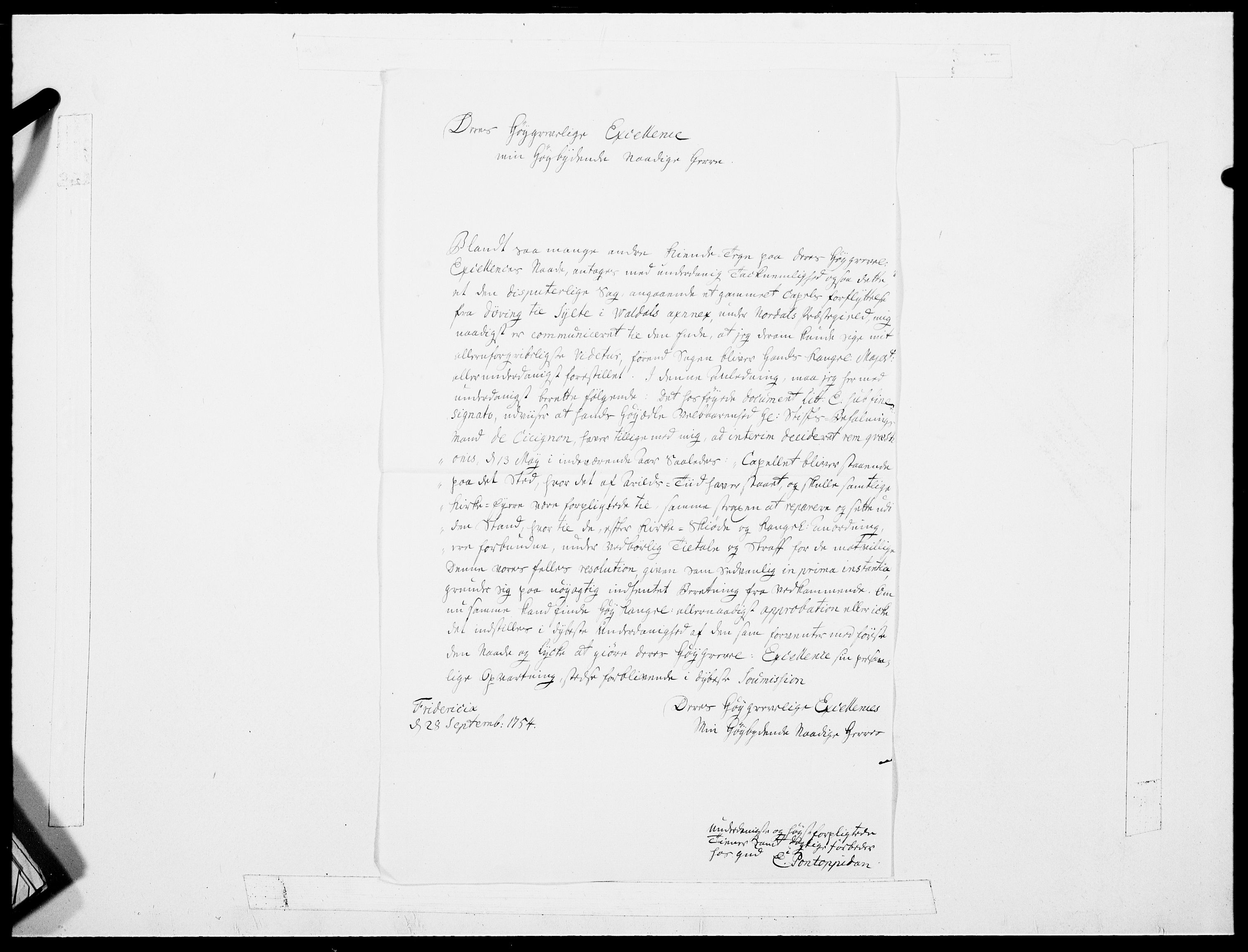 Danske Kanselli 1572-1799, AV/RA-EA-3023/F/Fc/Fcc/Fcca/L0167: Norske innlegg 1572-1799, 1754, p. 351