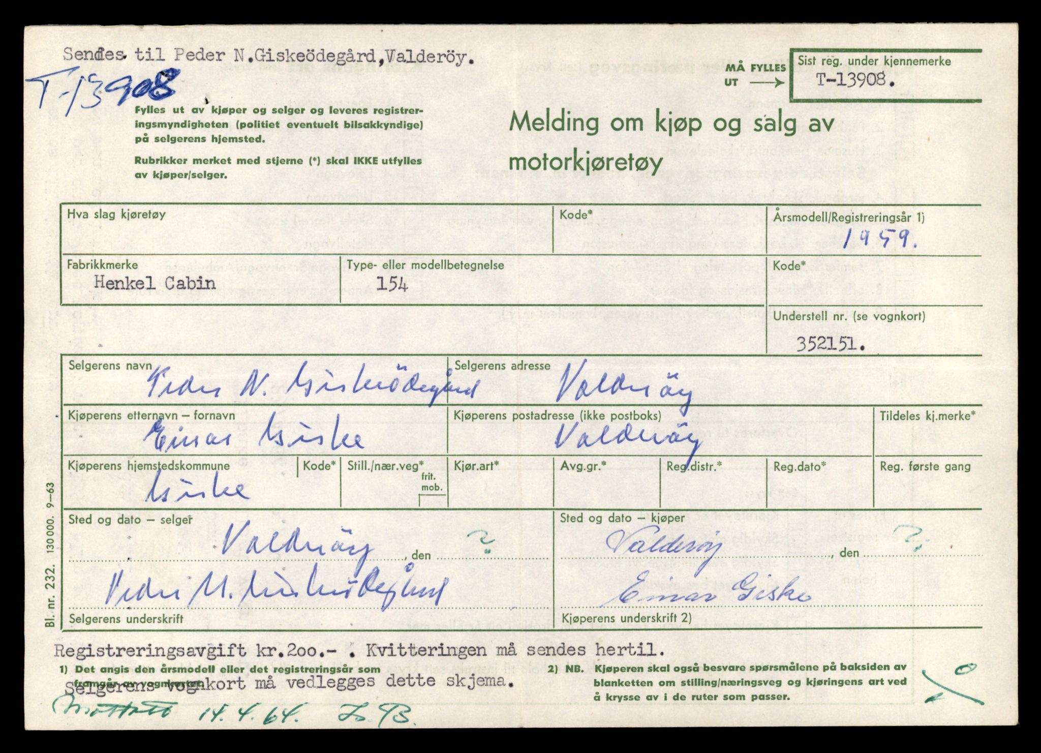 Møre og Romsdal vegkontor - Ålesund trafikkstasjon, AV/SAT-A-4099/F/Fe/L0042: Registreringskort for kjøretøy T 13906 - T 14079, 1927-1998, p. 49