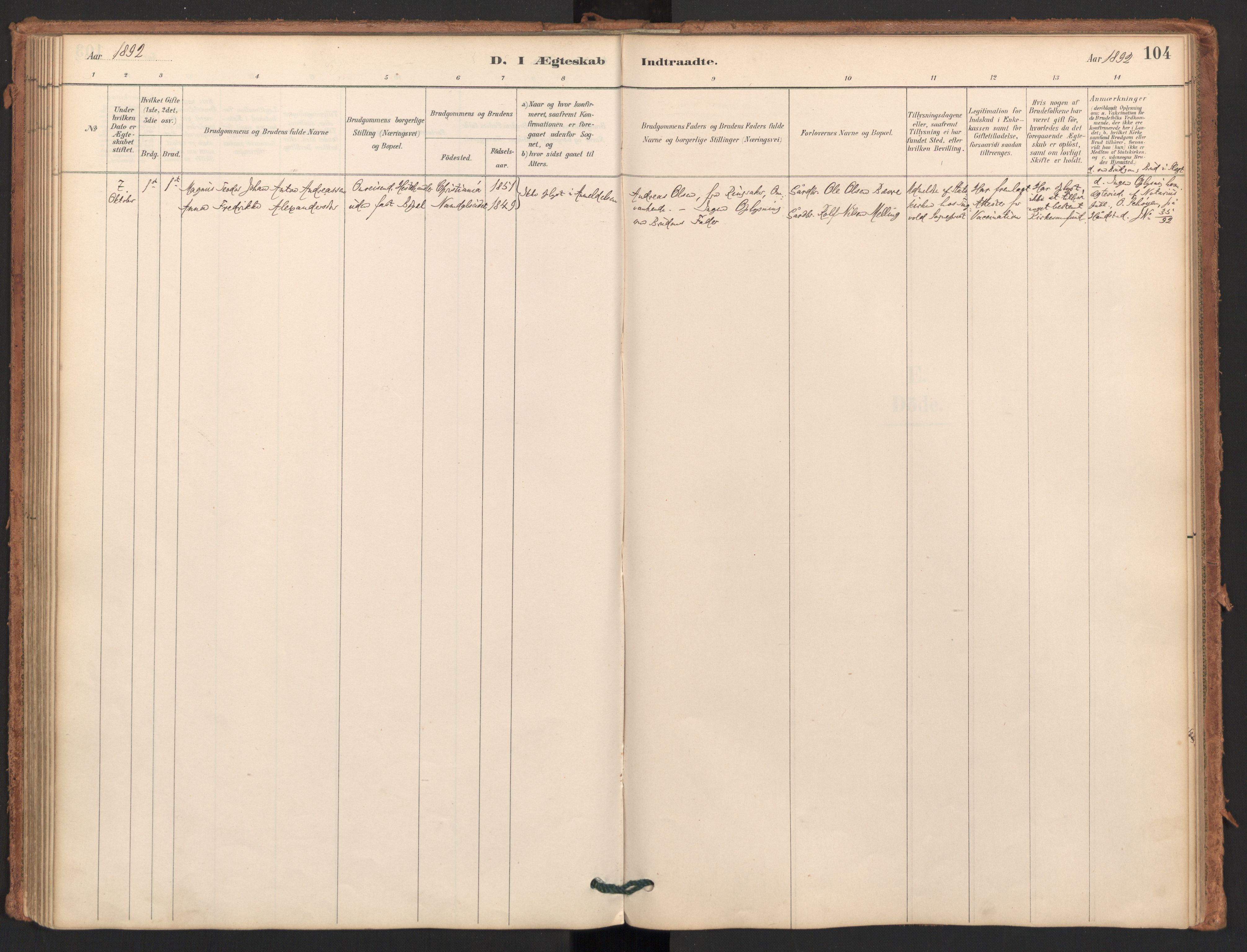 Ministerialprotokoller, klokkerbøker og fødselsregistre - Møre og Romsdal, SAT/A-1454/596/L1056: Parish register (official) no. 596A01, 1885-1900, p. 104