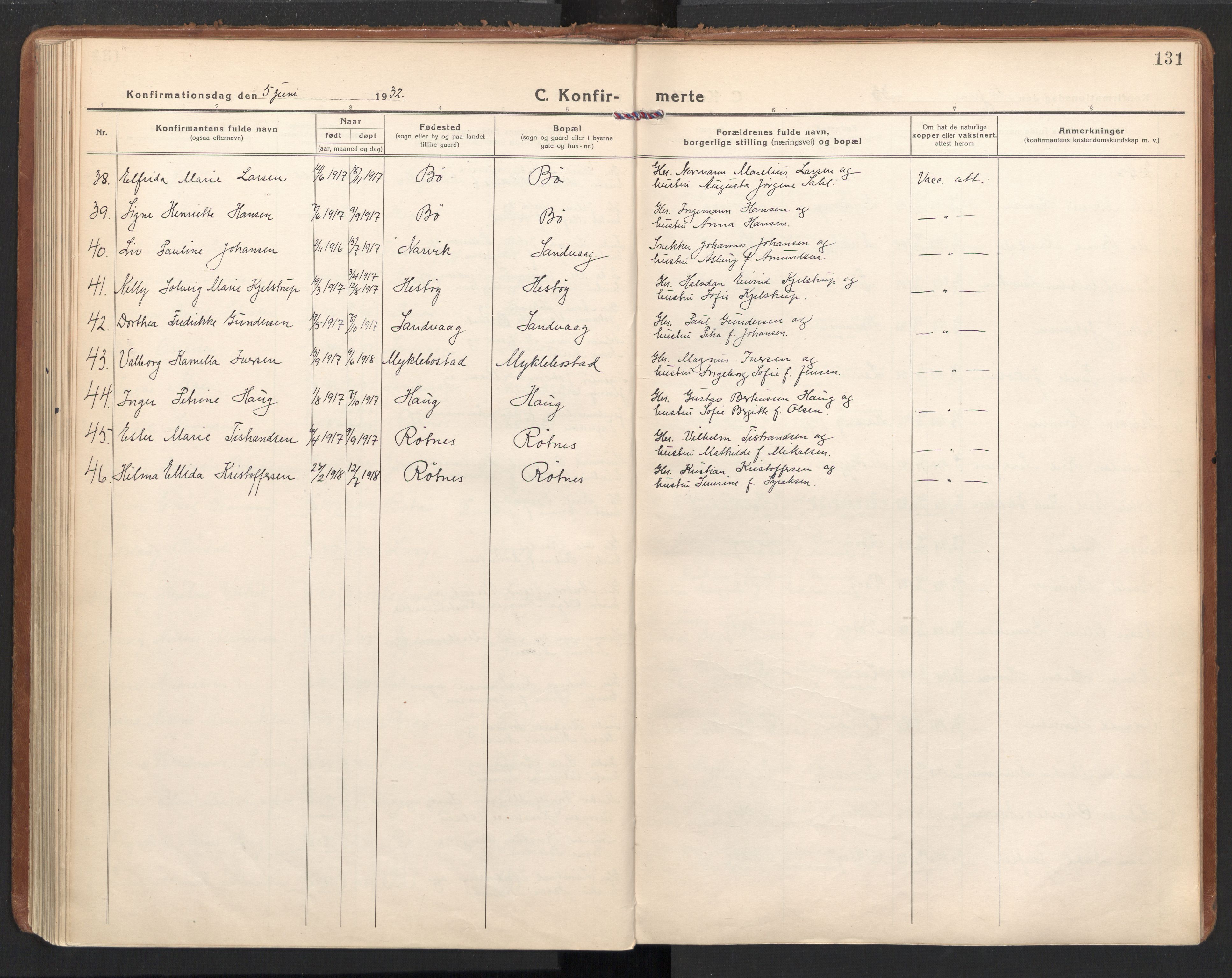 Ministerialprotokoller, klokkerbøker og fødselsregistre - Nordland, AV/SAT-A-1459/855/L0810: Parish register (official) no. 855A17, 1921-1939, p. 131