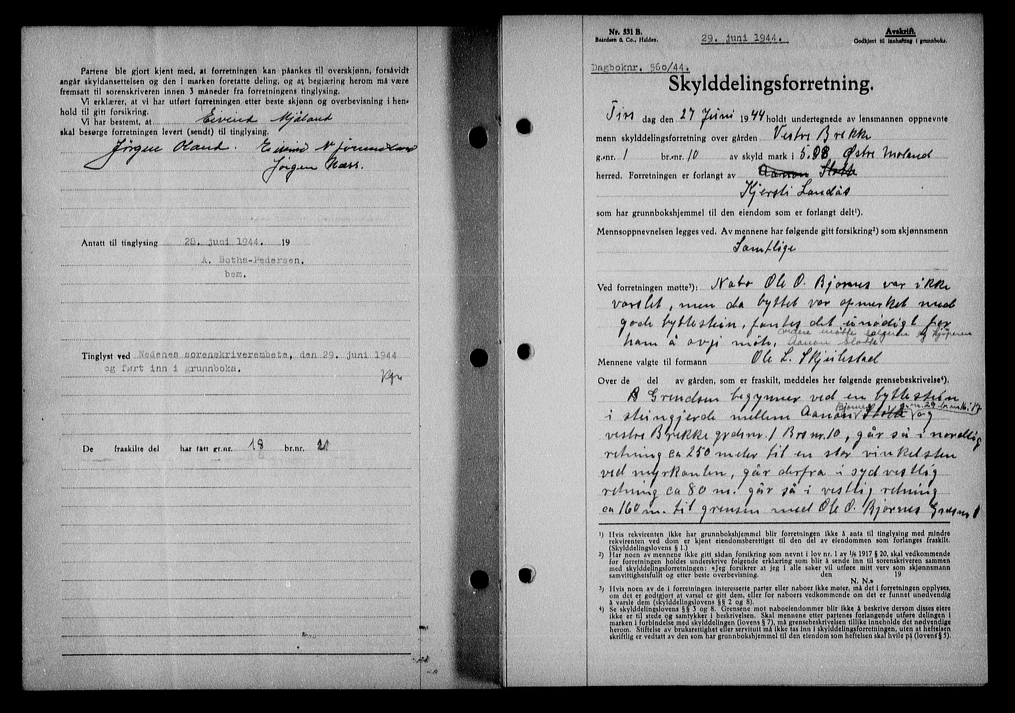 Nedenes sorenskriveri, AV/SAK-1221-0006/G/Gb/Gba/L0051: Mortgage book no. A-V, 1943-1944, Diary no: : 560/1944