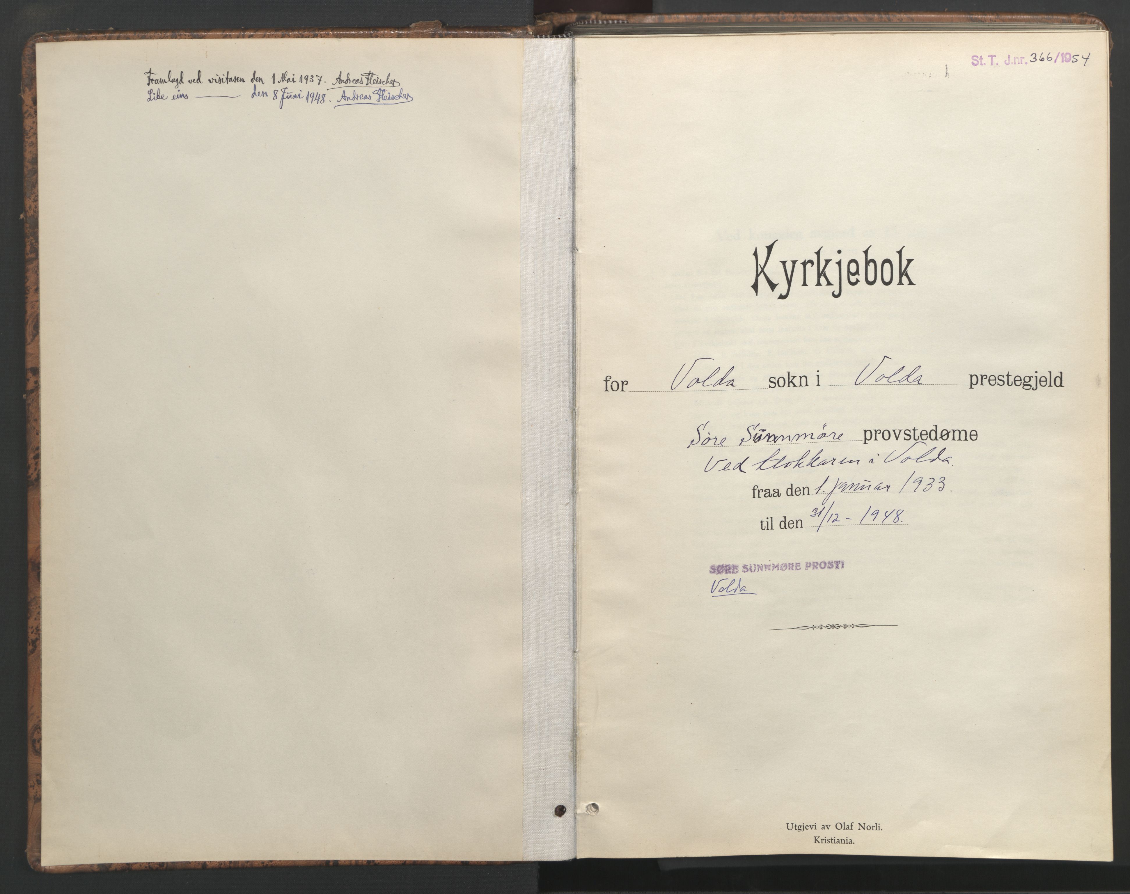 Ministerialprotokoller, klokkerbøker og fødselsregistre - Møre og Romsdal, AV/SAT-A-1454/511/L0161: Parish register (copy) no. 511C07, 1933-1948