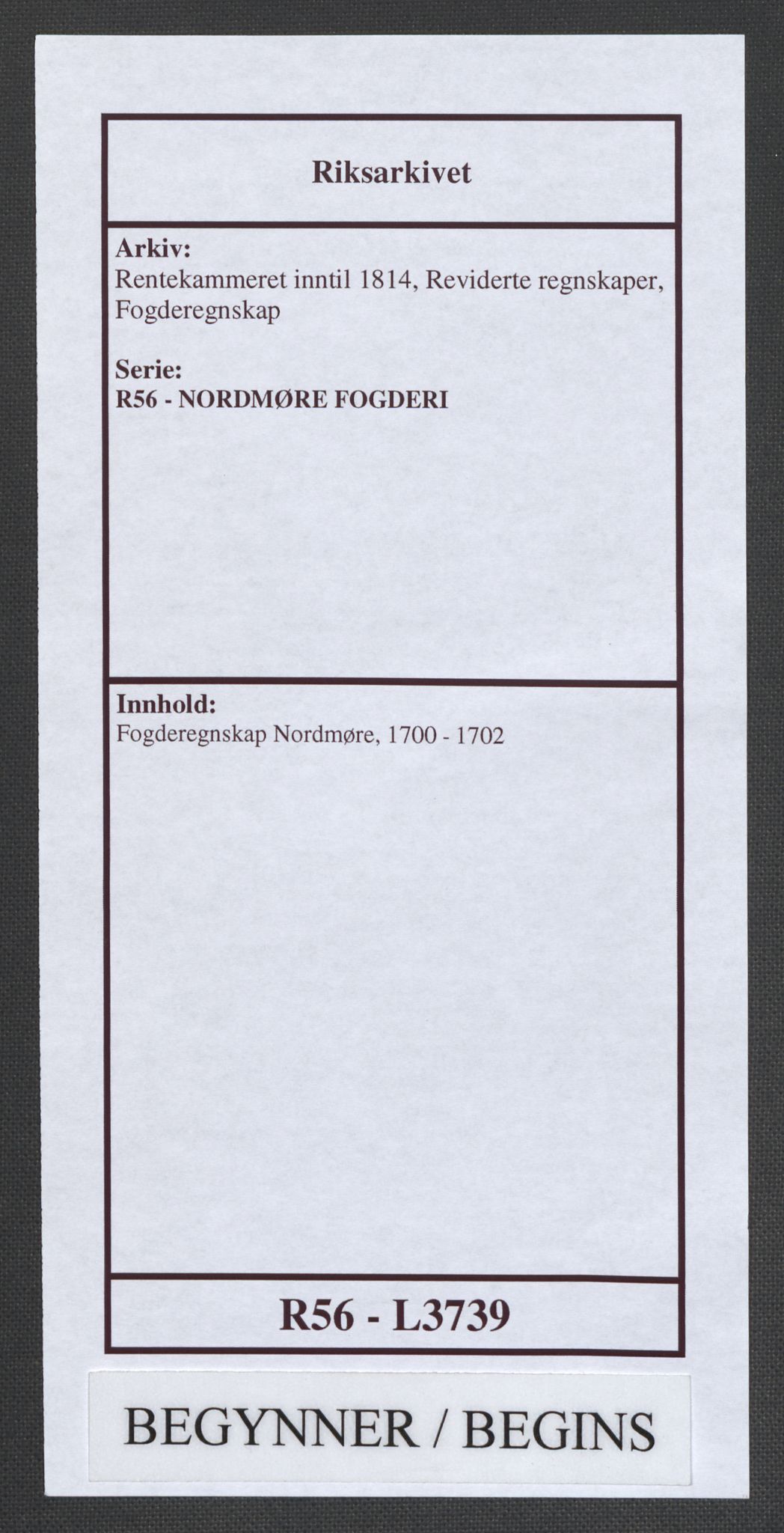 Rentekammeret inntil 1814, Reviderte regnskaper, Fogderegnskap, AV/RA-EA-4092/R56/L3739: Fogderegnskap Nordmøre, 1700-1702, p. 1