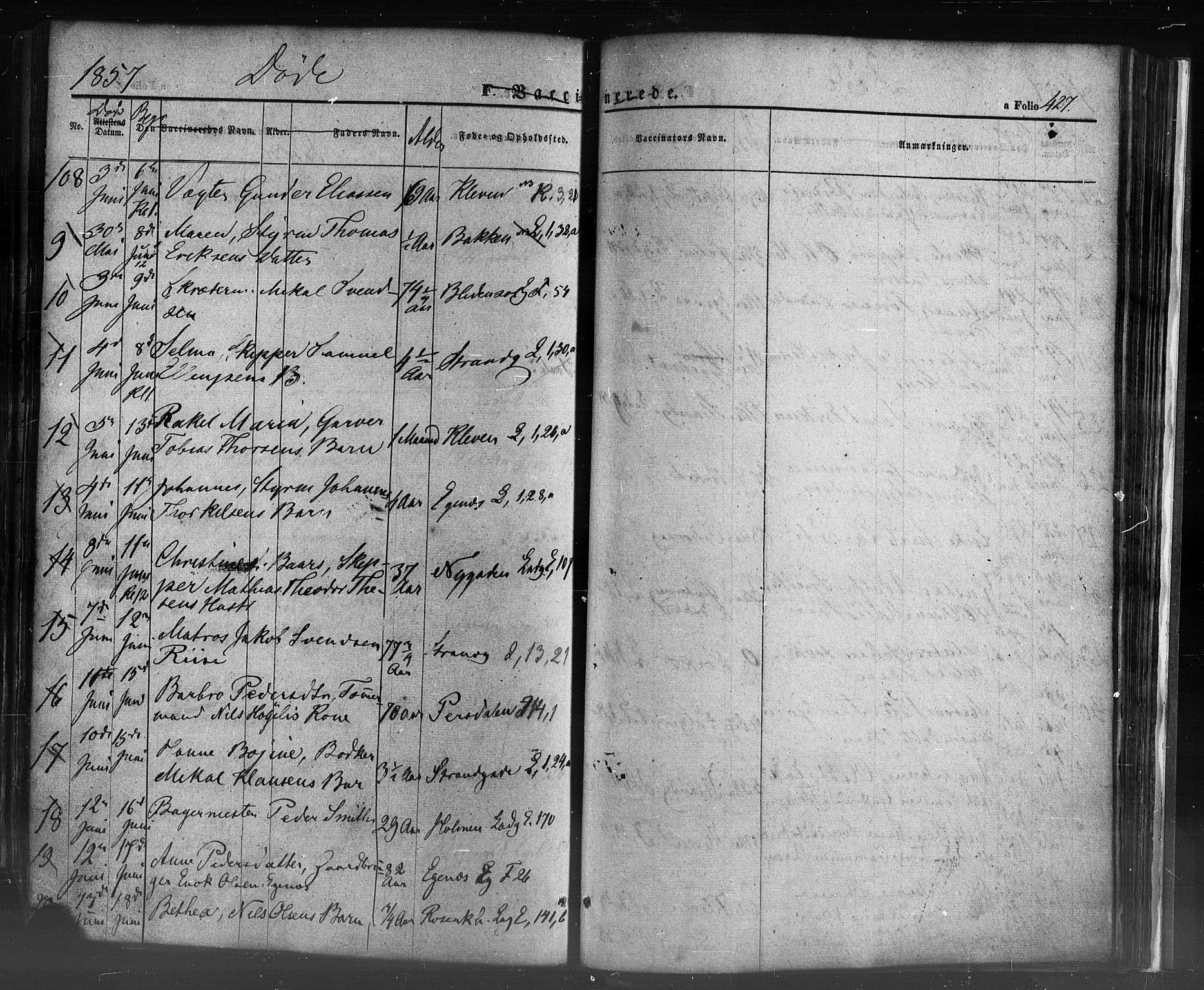 Domkirken sokneprestkontor, AV/SAST-A-101812/001/30/30BB/L0009: Parish register (copy) no. B 9, 1850-1858, p. 427