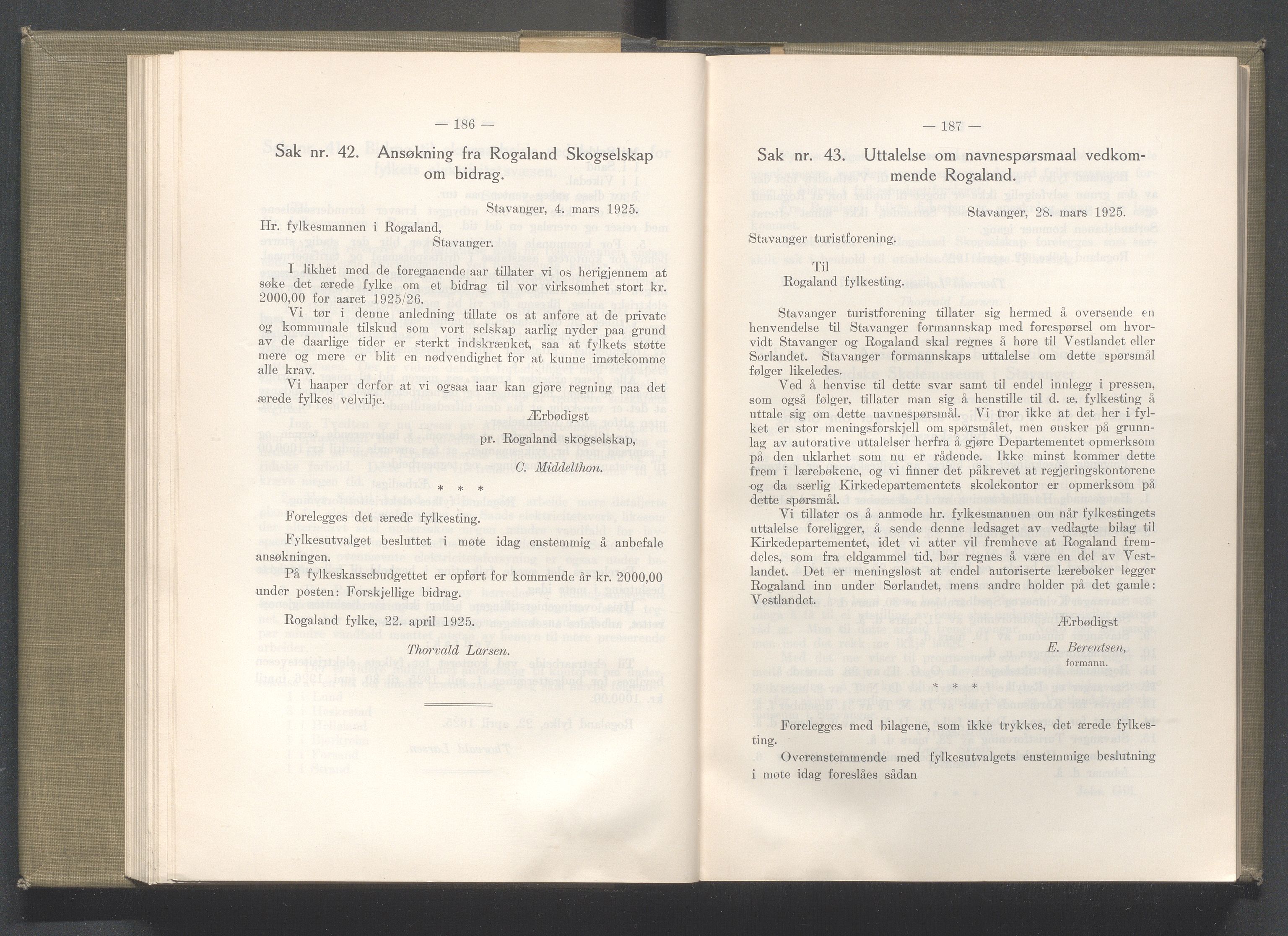 Rogaland fylkeskommune - Fylkesrådmannen , IKAR/A-900/A/Aa/Aaa/L0044: Møtebok , 1925, p. 186-187