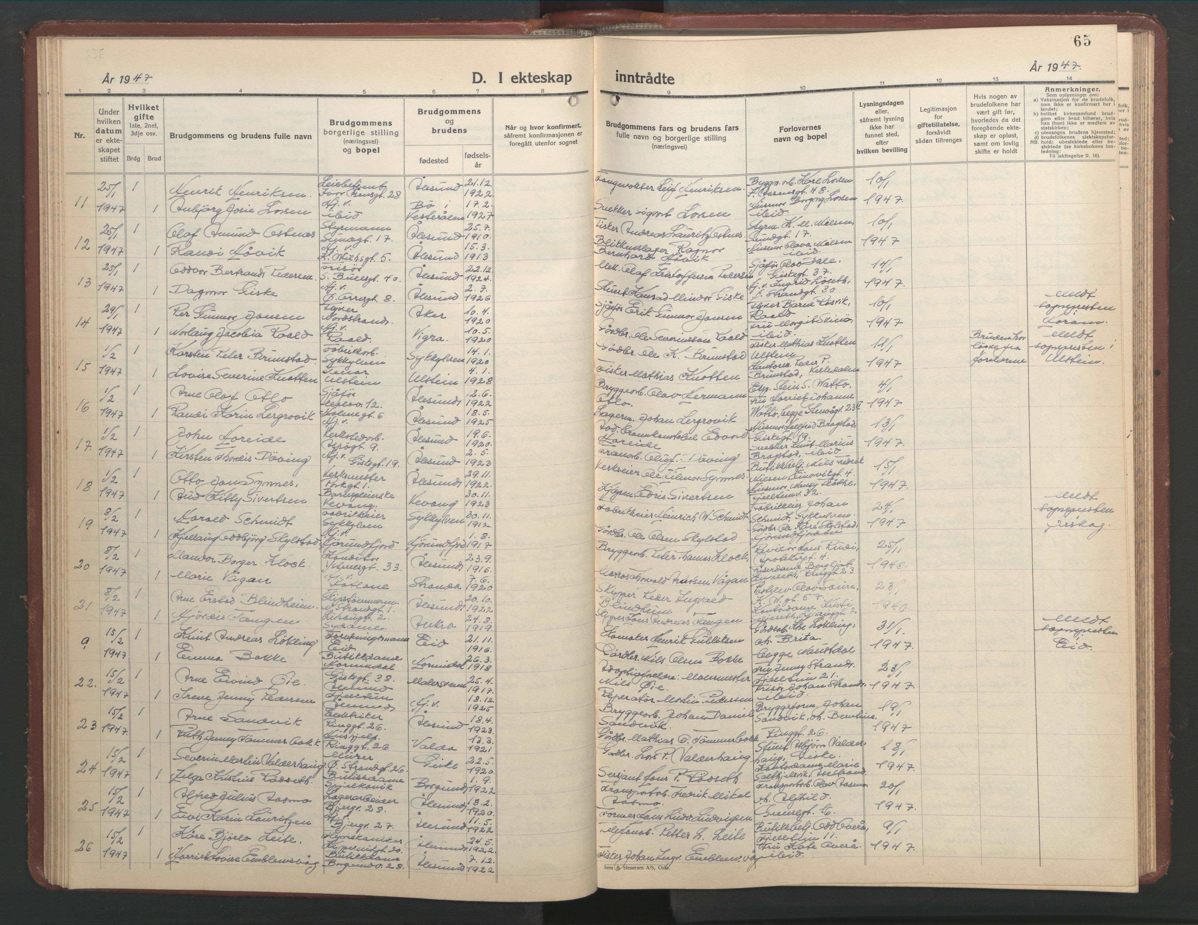 Ministerialprotokoller, klokkerbøker og fødselsregistre - Møre og Romsdal, SAT/A-1454/529/L0479: Parish register (copy) no. 529C16, 1941-1950, p. 65
