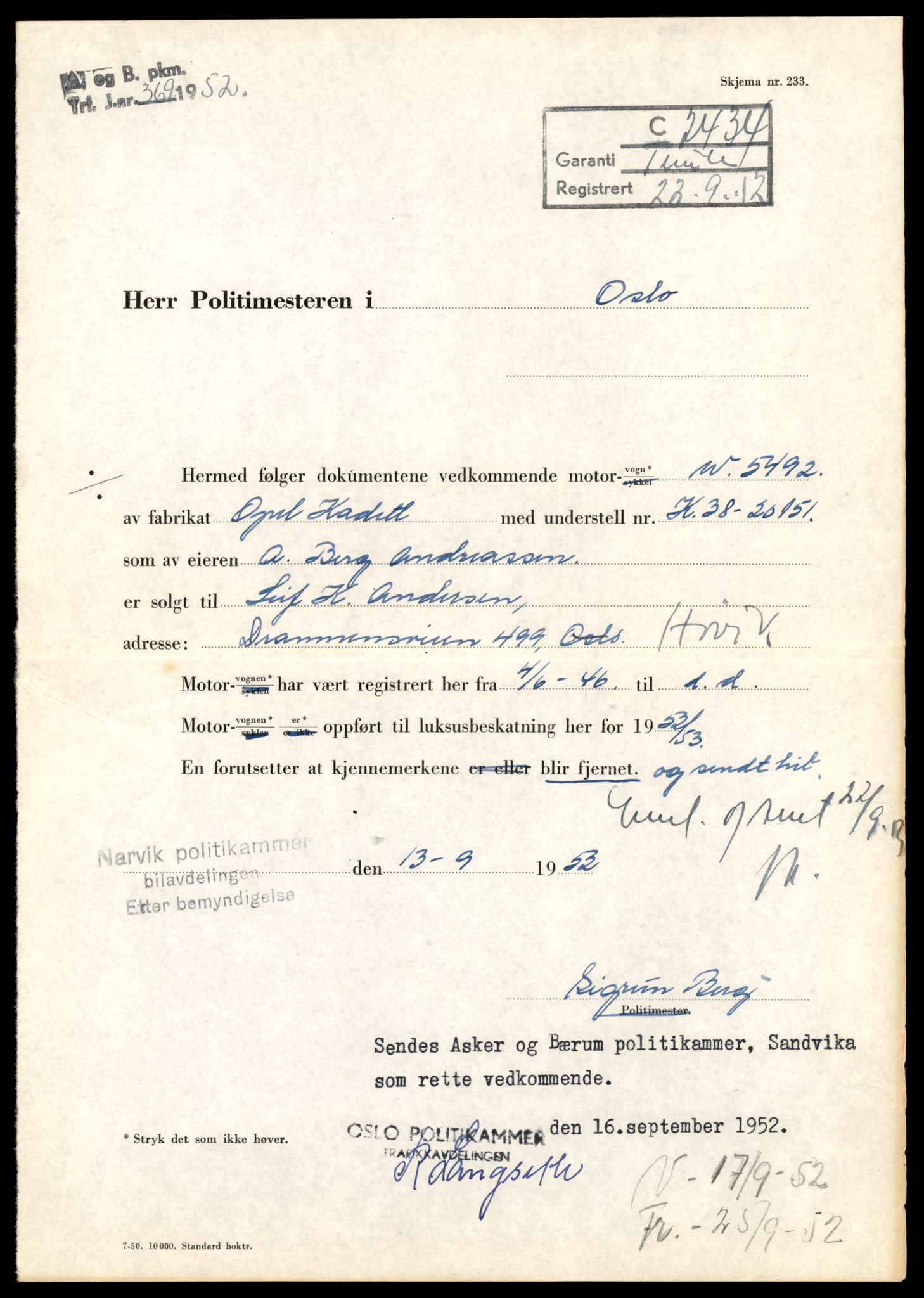 Møre og Romsdal vegkontor - Ålesund trafikkstasjon, AV/SAT-A-4099/F/Fe/L0049: Registreringskort for kjøretøy T 14864 - T 18613, 1927-1998, p. 581