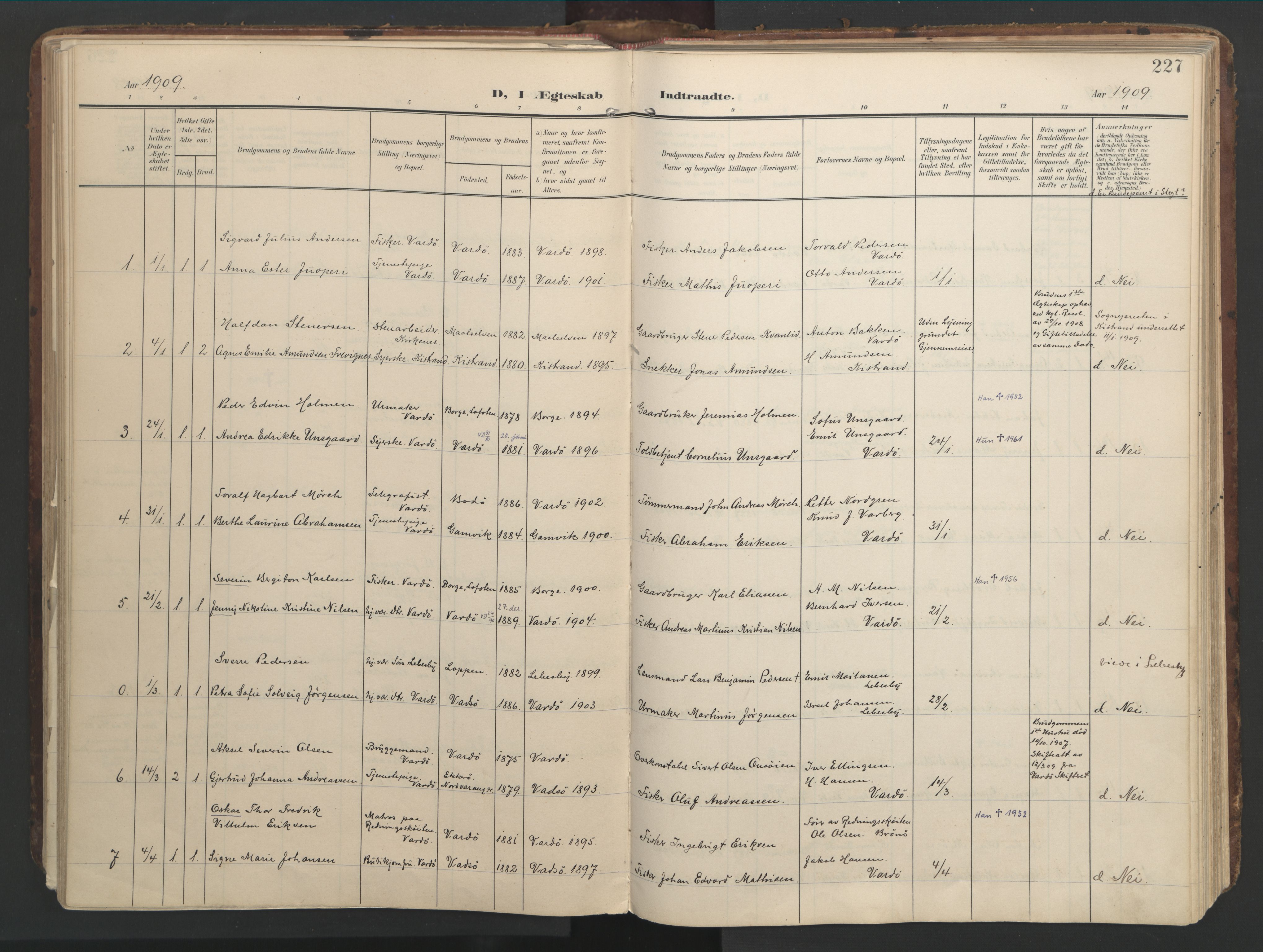 Vardø sokneprestkontor, AV/SATØ-S-1332/H/Ha/L0012kirke: Parish register (official) no. 12, 1907-1921, p. 227