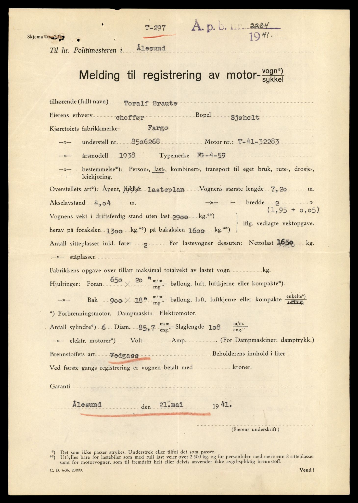 Møre og Romsdal vegkontor - Ålesund trafikkstasjon, AV/SAT-A-4099/F/Fe/L0035: Registreringskort for kjøretøy T 12653 - T 12829, 1927-1998, p. 693