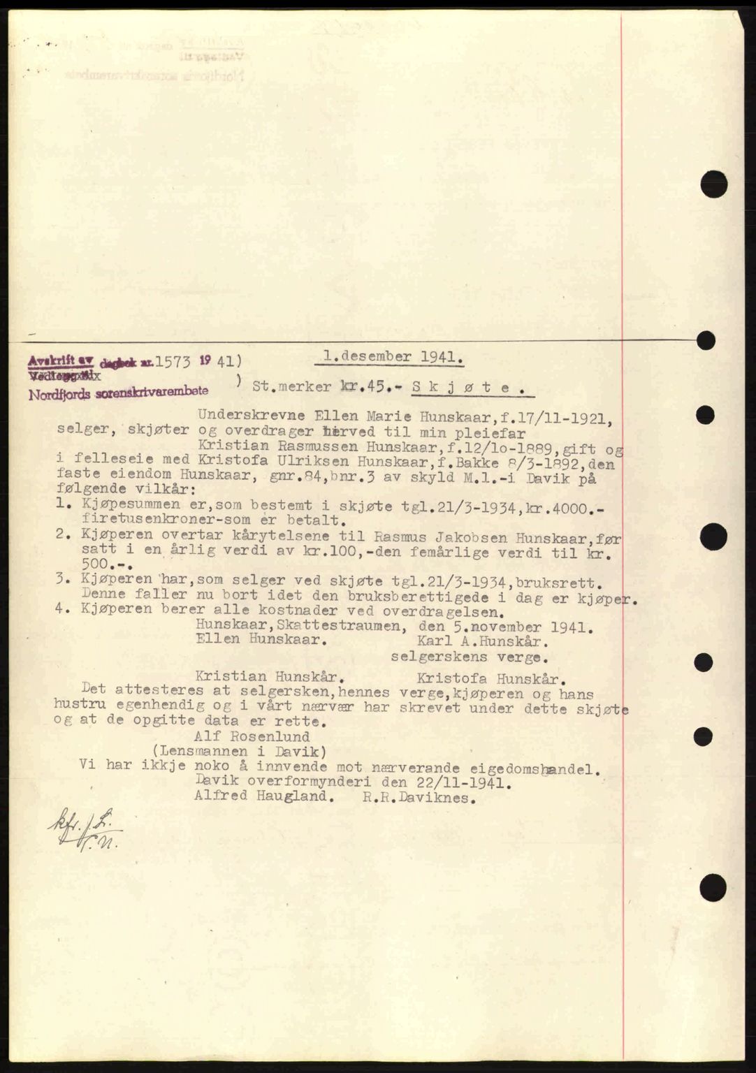 Nordfjord sorenskriveri, AV/SAB-A-2801/02/02b/02bj/L0007: Mortgage book no. A7, 1941-1943, Diary no: : 1572/1941