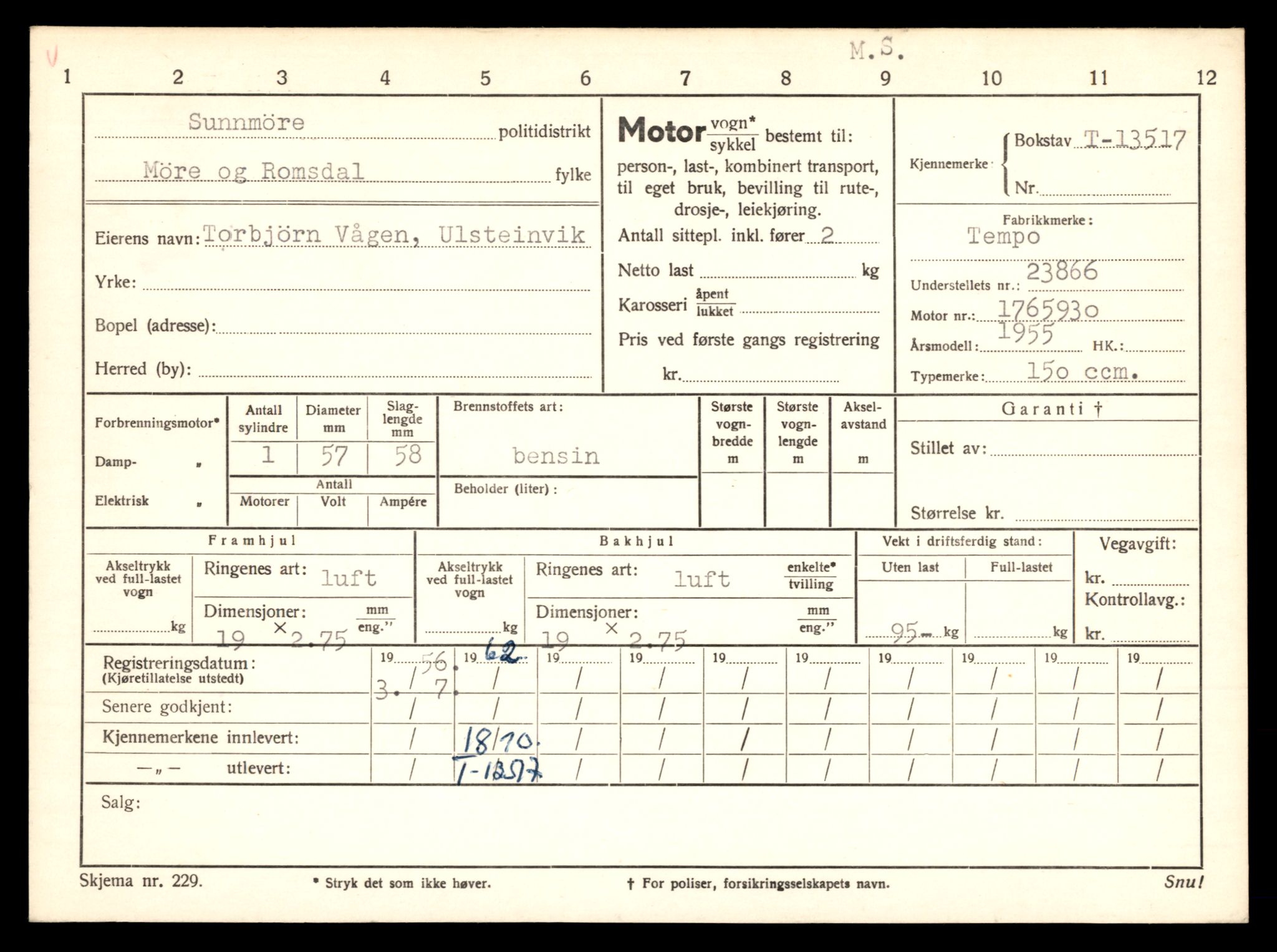 Møre og Romsdal vegkontor - Ålesund trafikkstasjon, AV/SAT-A-4099/F/Fe/L0039: Registreringskort for kjøretøy T 13361 - T 13530, 1927-1998, p. 2781