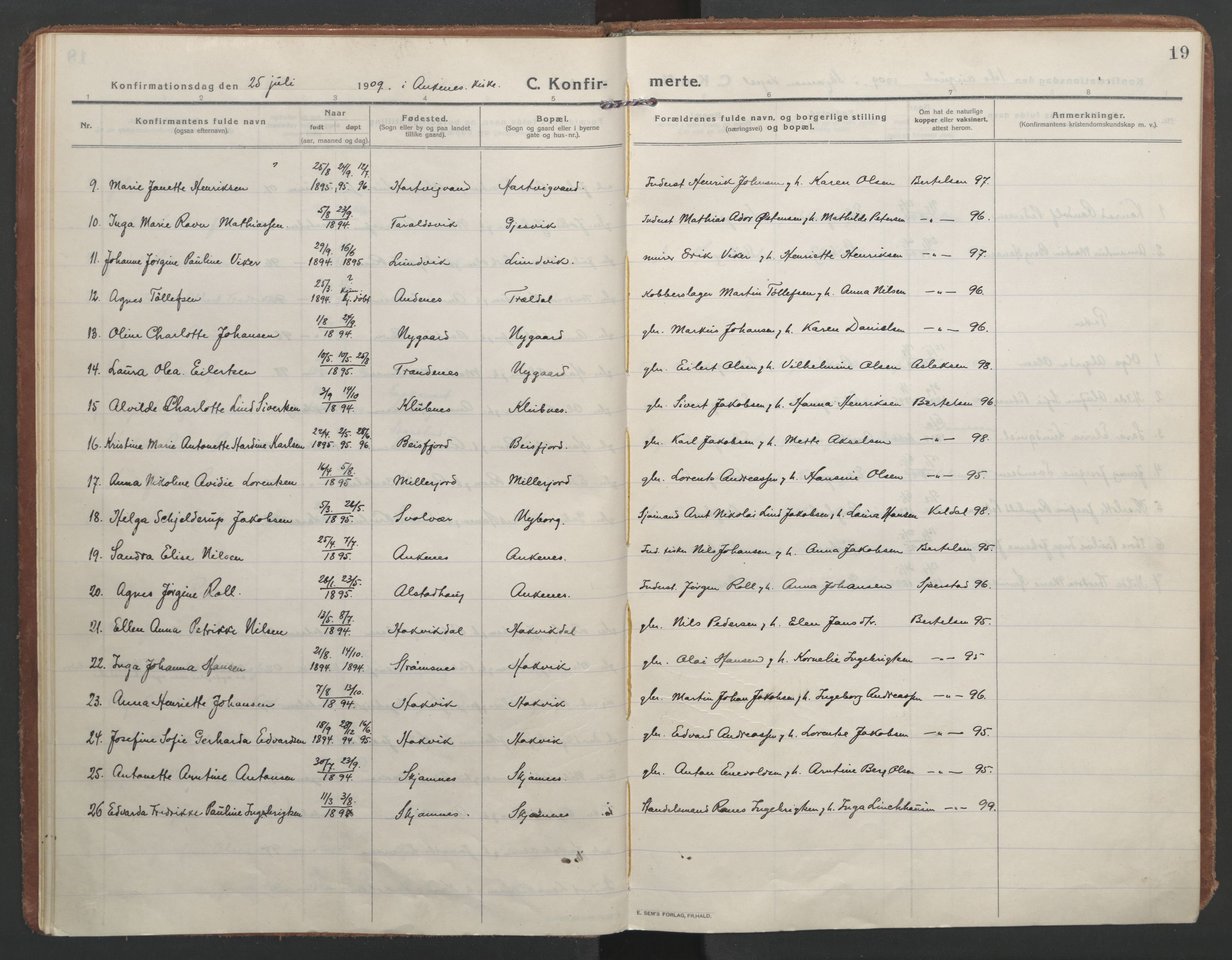 Ministerialprotokoller, klokkerbøker og fødselsregistre - Nordland, SAT/A-1459/866/L0944: Parish register (official) no. 866A07, 1906-1926, p. 19