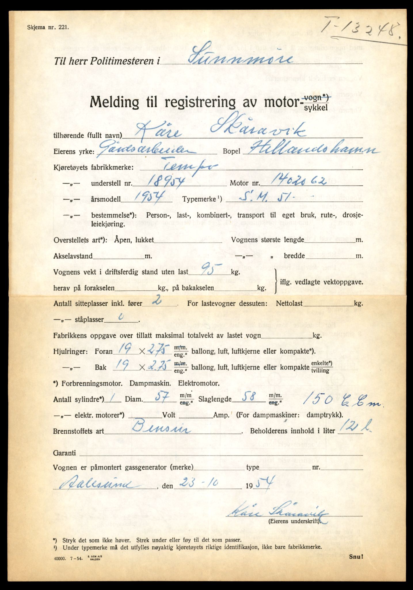 Møre og Romsdal vegkontor - Ålesund trafikkstasjon, AV/SAT-A-4099/F/Fe/L0038: Registreringskort for kjøretøy T 13180 - T 13360, 1927-1998, p. 1161