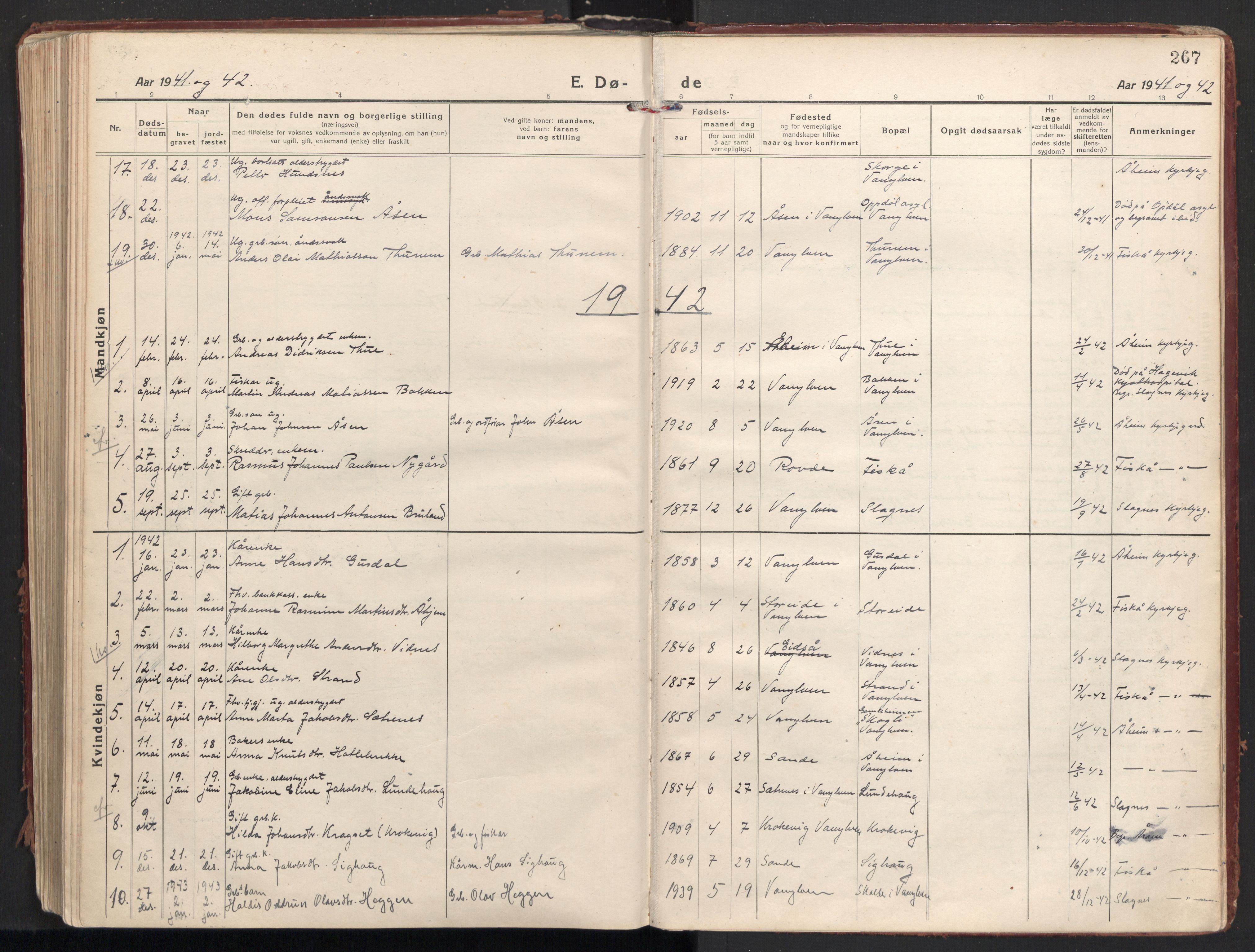 Ministerialprotokoller, klokkerbøker og fødselsregistre - Møre og Romsdal, SAT/A-1454/501/L0012: Parish register (official) no. 501A12, 1920-1946, p. 267