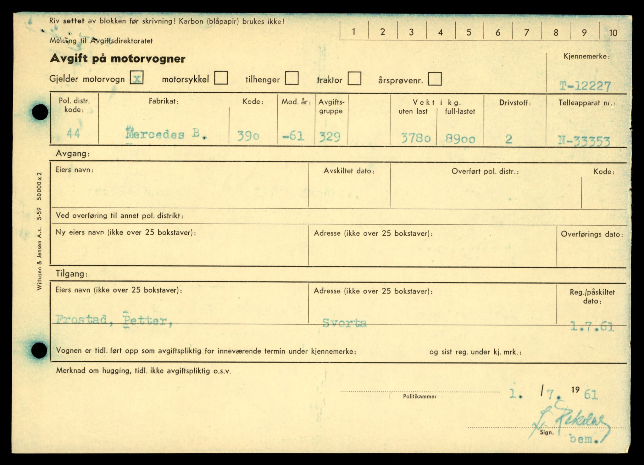 Møre og Romsdal vegkontor - Ålesund trafikkstasjon, AV/SAT-A-4099/F/Fe/L0032: Registreringskort for kjøretøy T 11997 - T 12149, 1927-1998, p. 1593