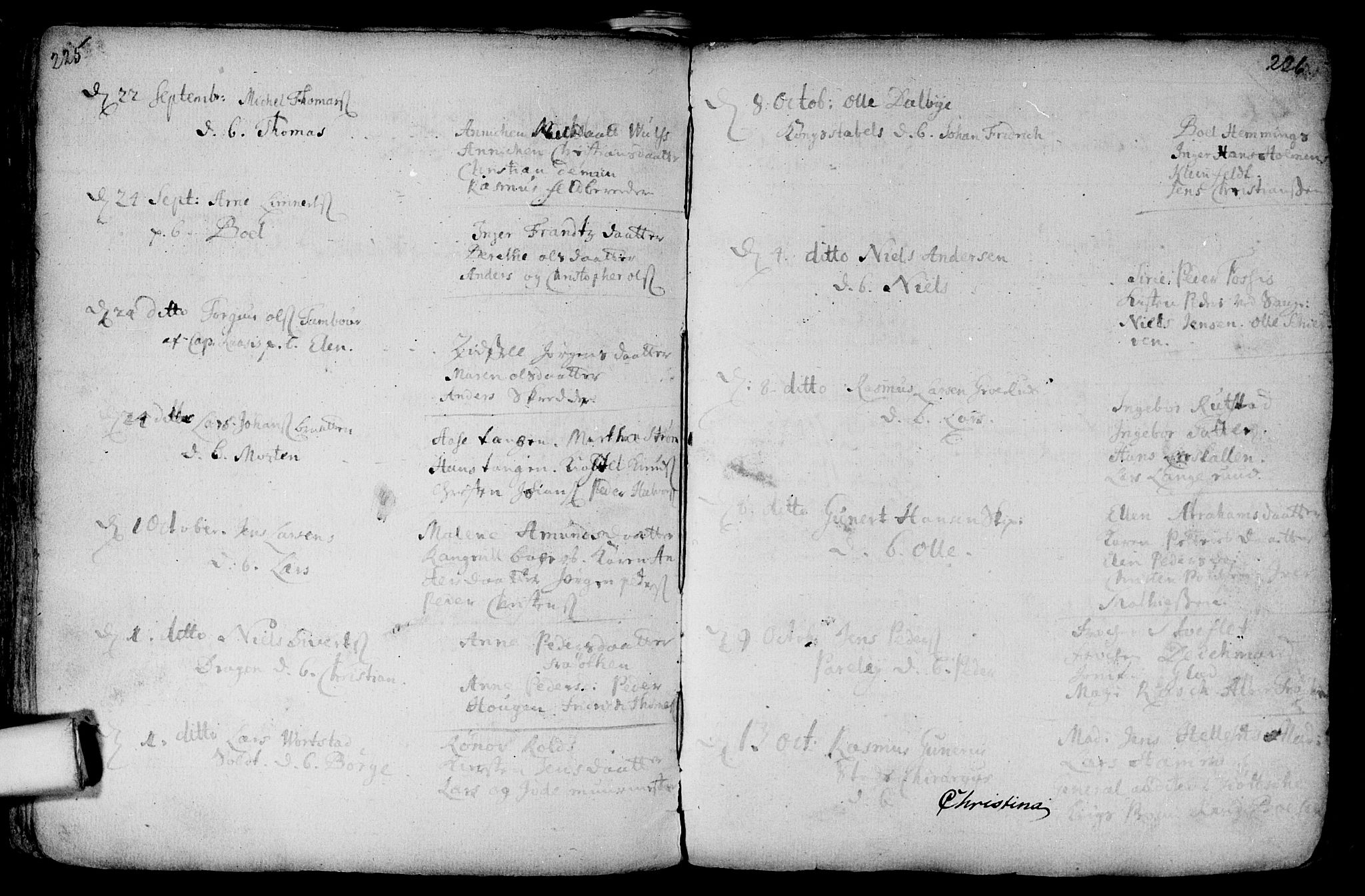 Aker prestekontor kirkebøker, AV/SAO-A-10861/F/L0002: Parish register (official) no. 2, 1714-1720, p. 225-226