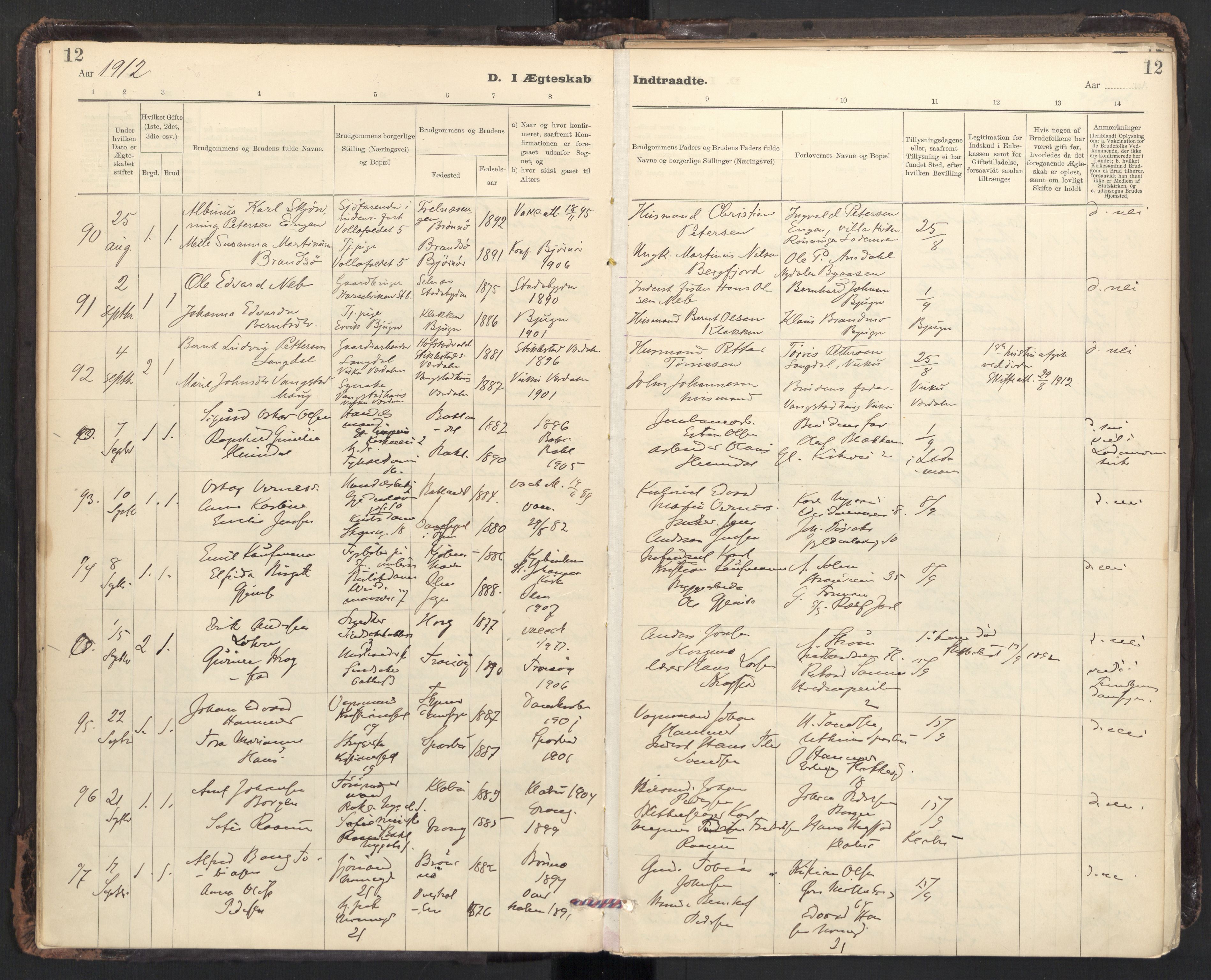 Ministerialprotokoller, klokkerbøker og fødselsregistre - Sør-Trøndelag, SAT/A-1456/604/L0204: Parish register (official) no. 604A24, 1911-1920, p. 12