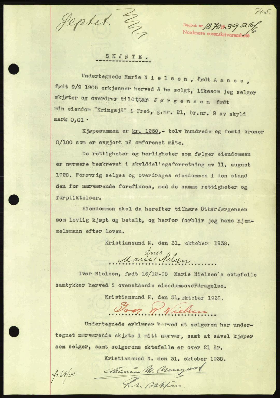 Nordmøre sorenskriveri, AV/SAT-A-4132/1/2/2Ca: Mortgage book no. A86, 1939-1939, Diary no: : 1870/1939