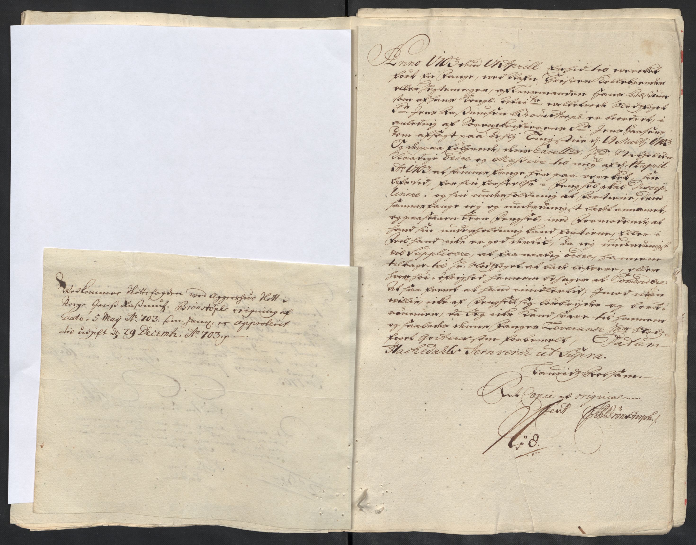 Rentekammeret inntil 1814, Reviderte regnskaper, Fogderegnskap, AV/RA-EA-4092/R10/L0445: Fogderegnskap Aker og Follo, 1703-1704, p. 238