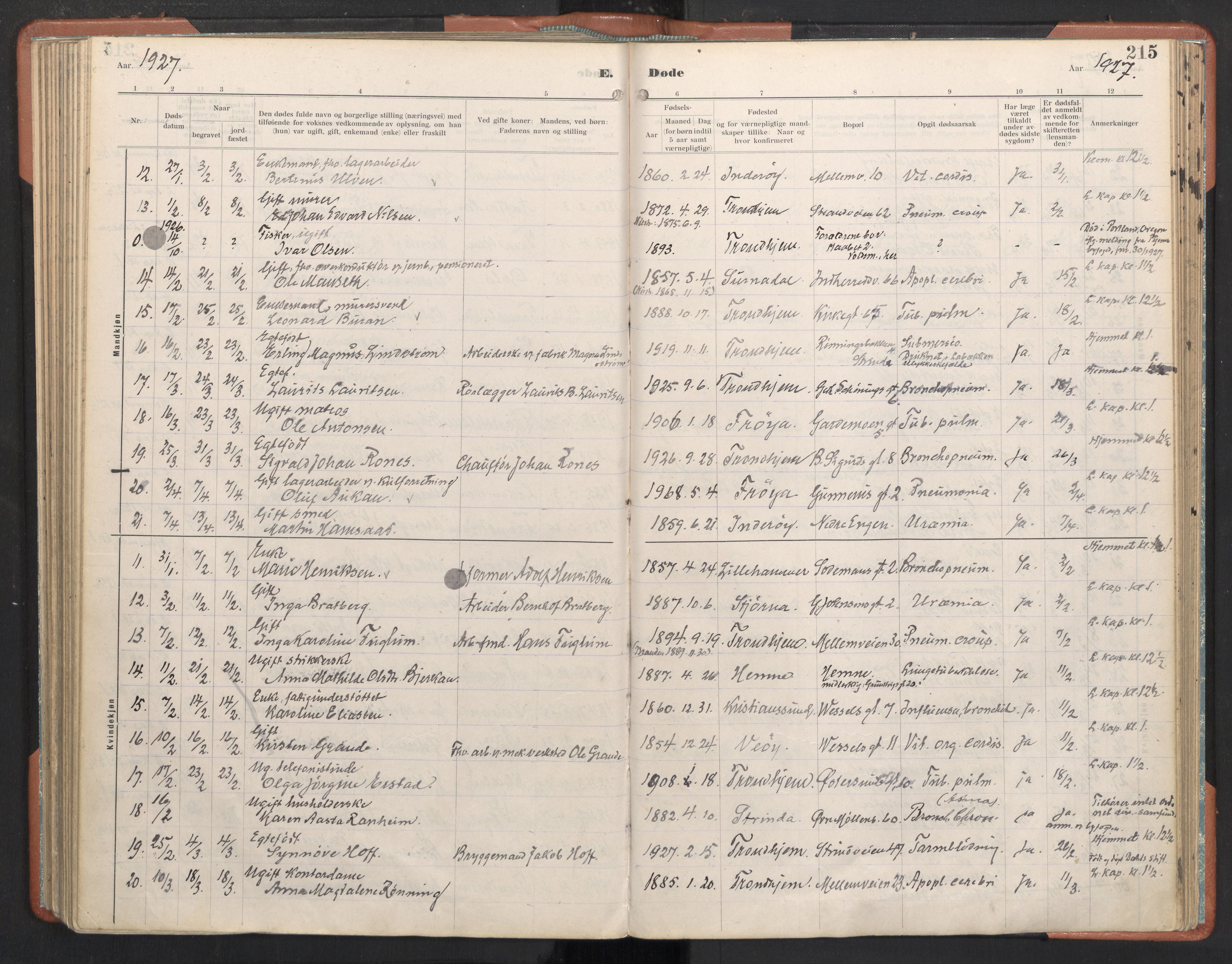Ministerialprotokoller, klokkerbøker og fødselsregistre - Sør-Trøndelag, SAT/A-1456/605/L0245: Parish register (official) no. 605A07, 1916-1938, p. 215