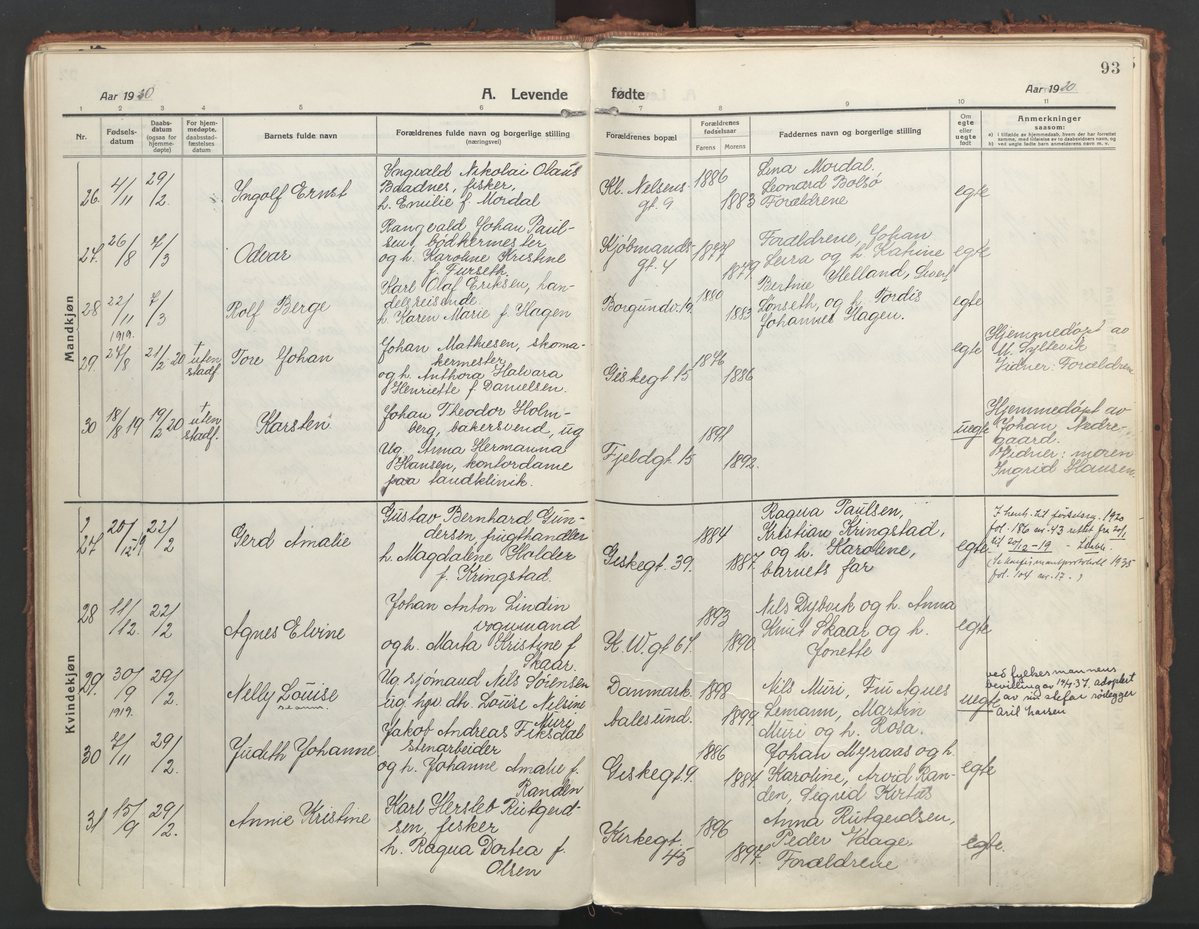 Ministerialprotokoller, klokkerbøker og fødselsregistre - Møre og Romsdal, AV/SAT-A-1454/529/L0462: Parish register (official) no. 529A12, 1917-1924, p. 93