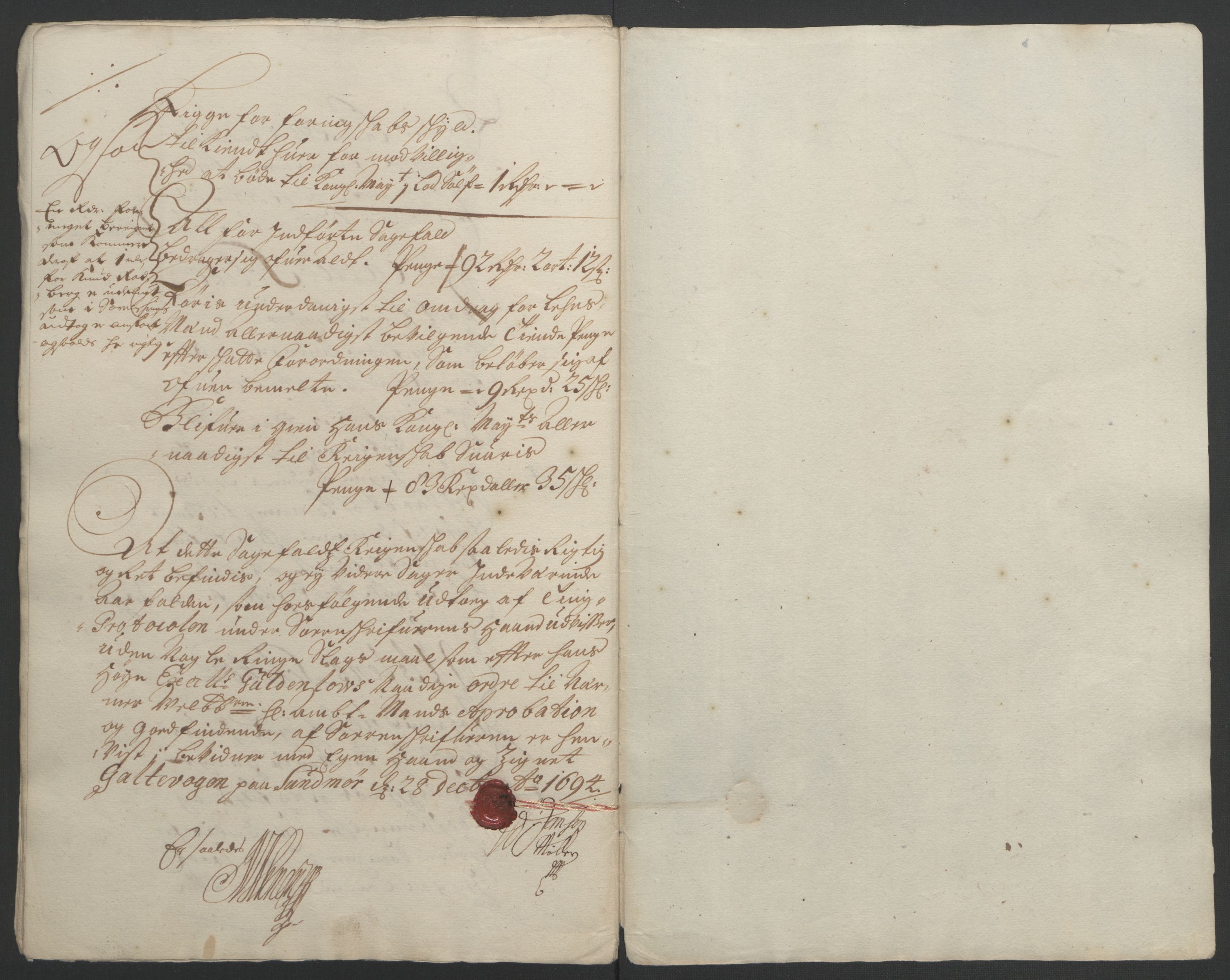 Rentekammeret inntil 1814, Reviderte regnskaper, Fogderegnskap, AV/RA-EA-4092/R54/L3555: Fogderegnskap Sunnmøre, 1694-1695, p. 165